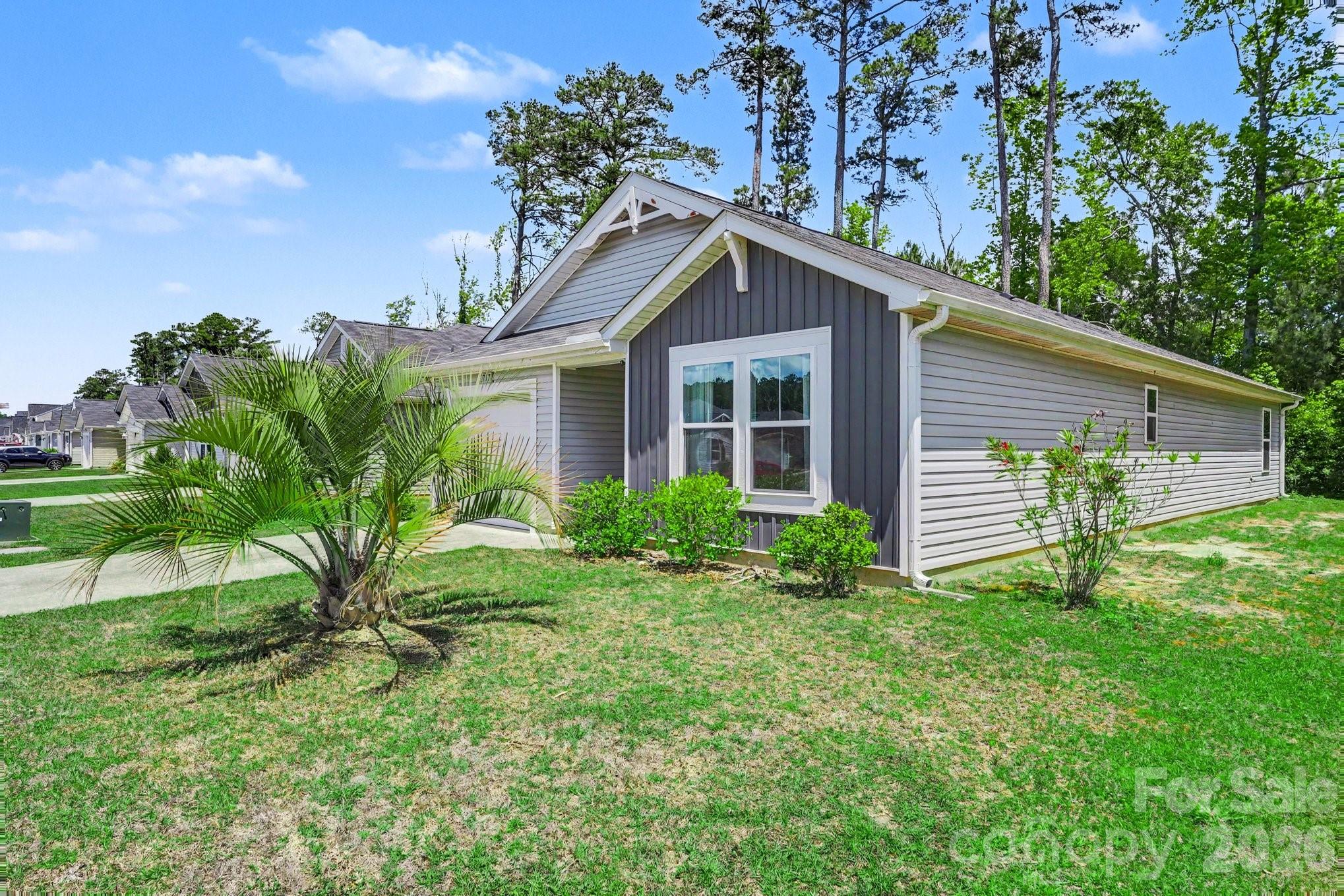 777 Landmark Cove — Calabash