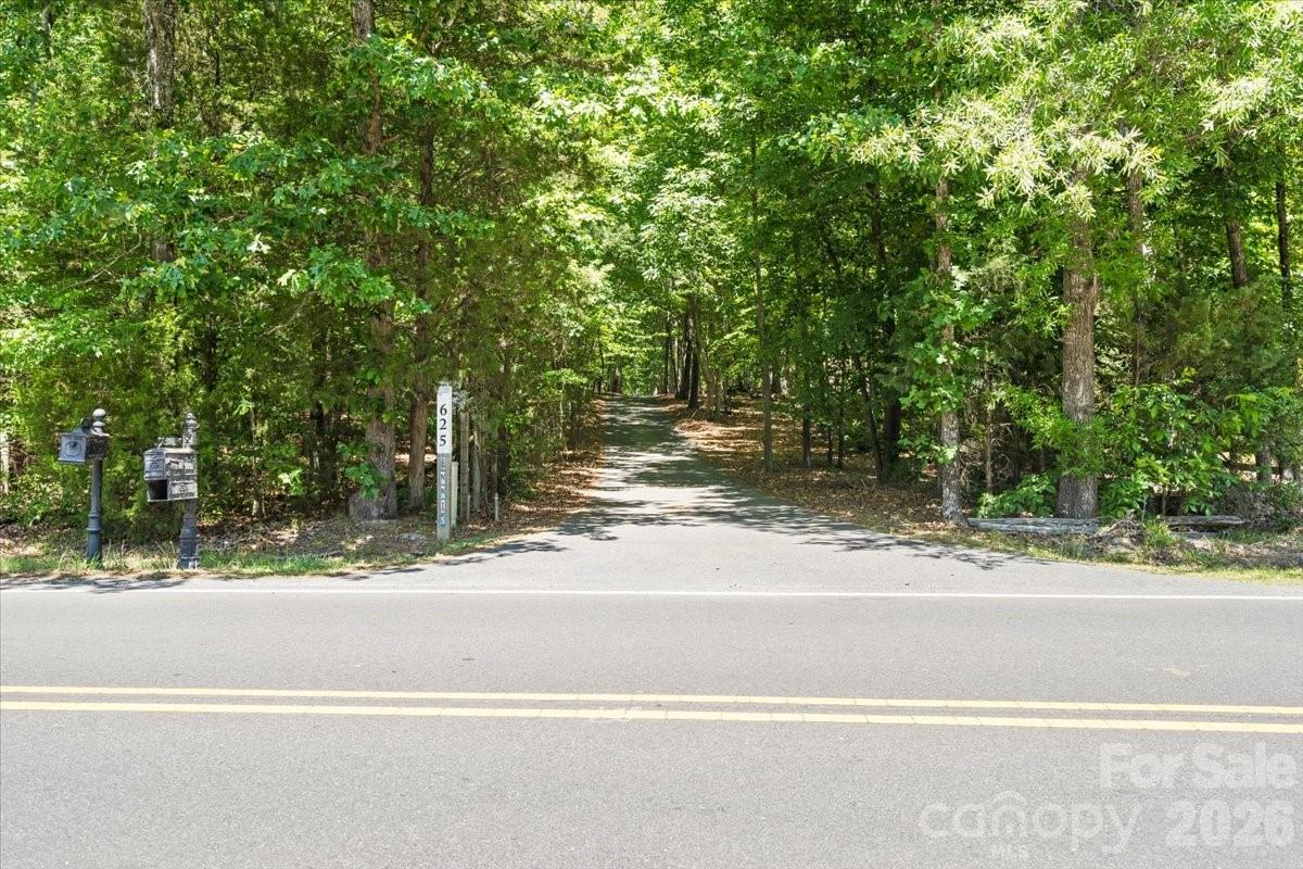 625 Ennis Road — Waxhaw