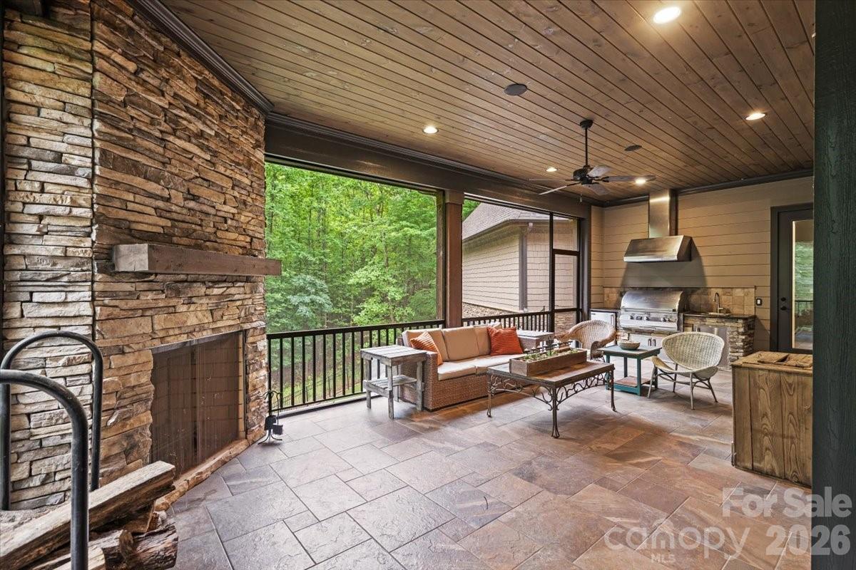 625 Ennis Road — Waxhaw