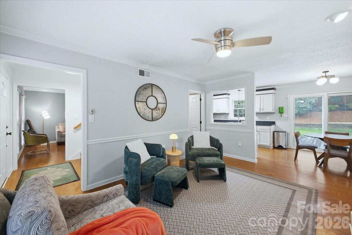 2726 Heidleburg Lane — Charlotte