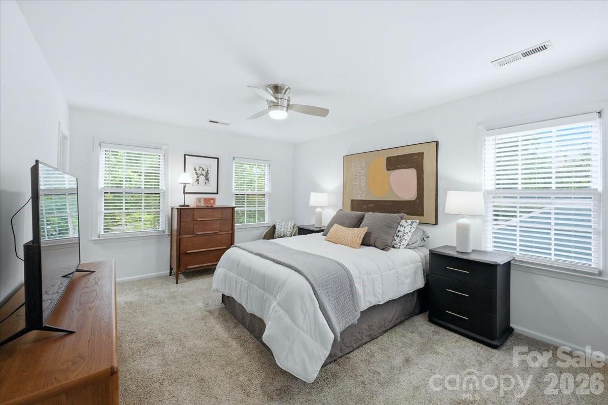 2726 Heidleburg Lane — Charlotte