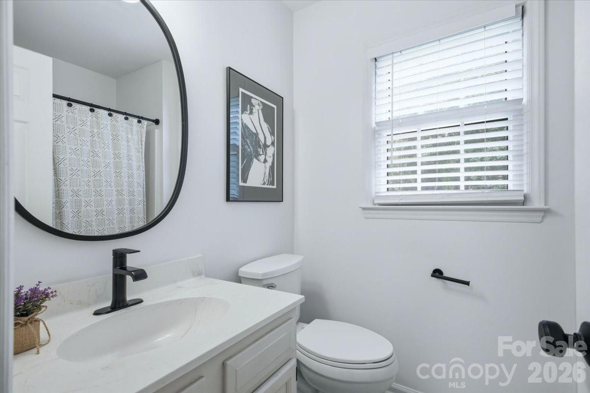 2726 Heidleburg Lane — Charlotte
