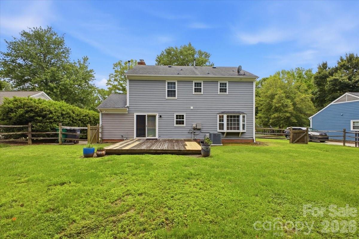 2726 Heidleburg Lane — Charlotte