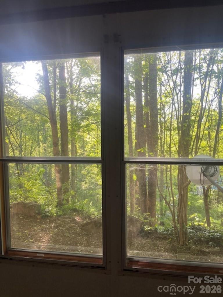 50 E Wabash Drive — Sylva