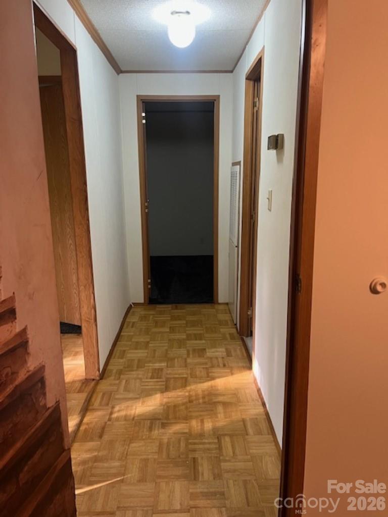 50 E Wabash Drive — Sylva