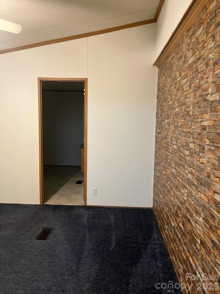50 E Wabash Drive — Sylva
