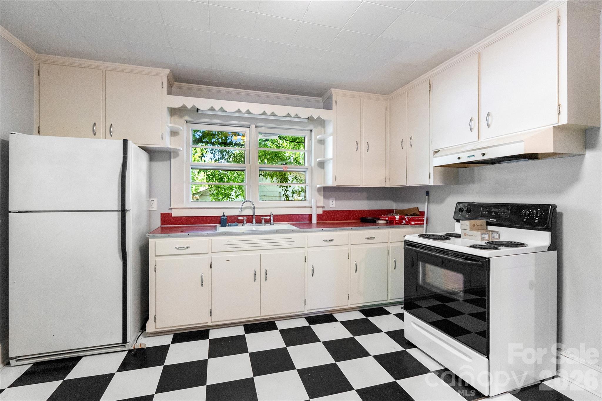 412 Eastside Drive — Statesville