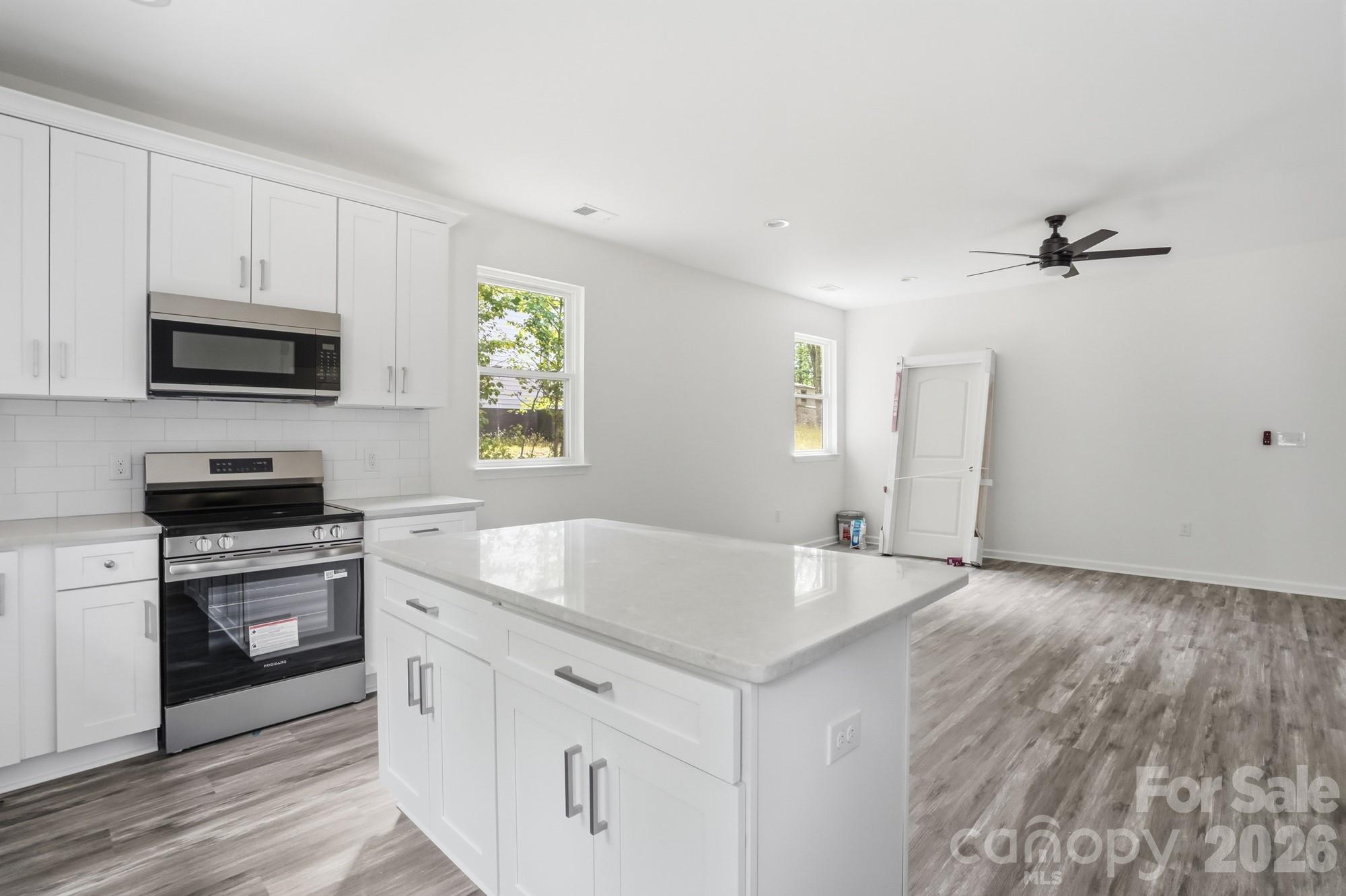 1230 Wilmington Avenue — Statesville