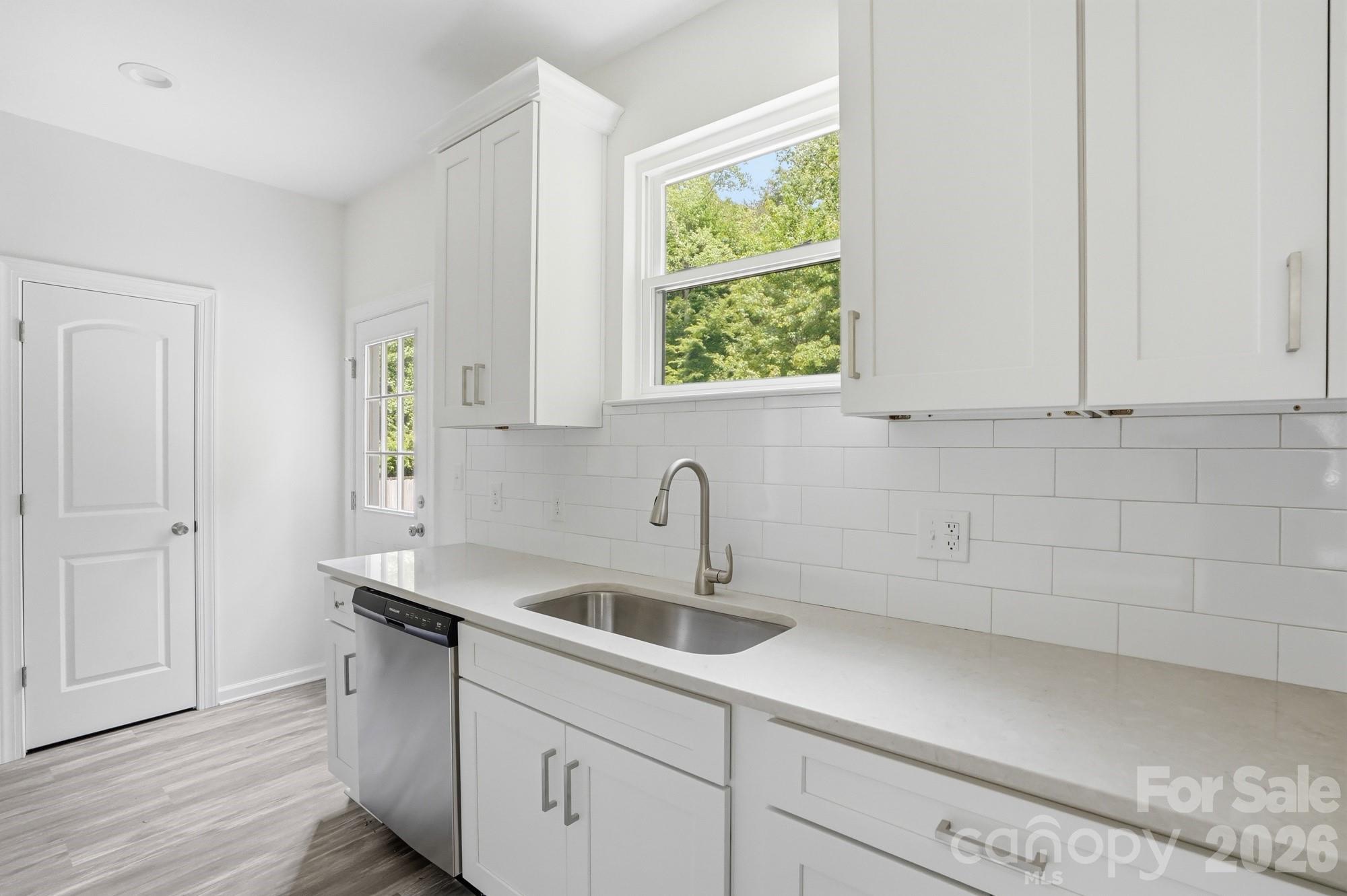 1230 Wilmington Avenue — Statesville