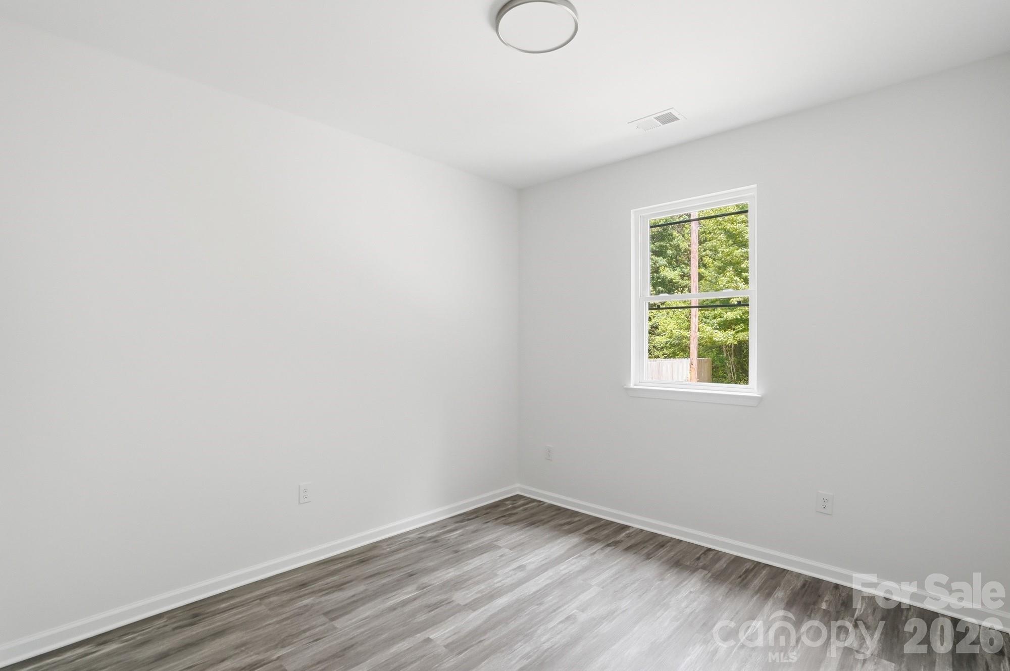 1230 Wilmington Avenue — Statesville