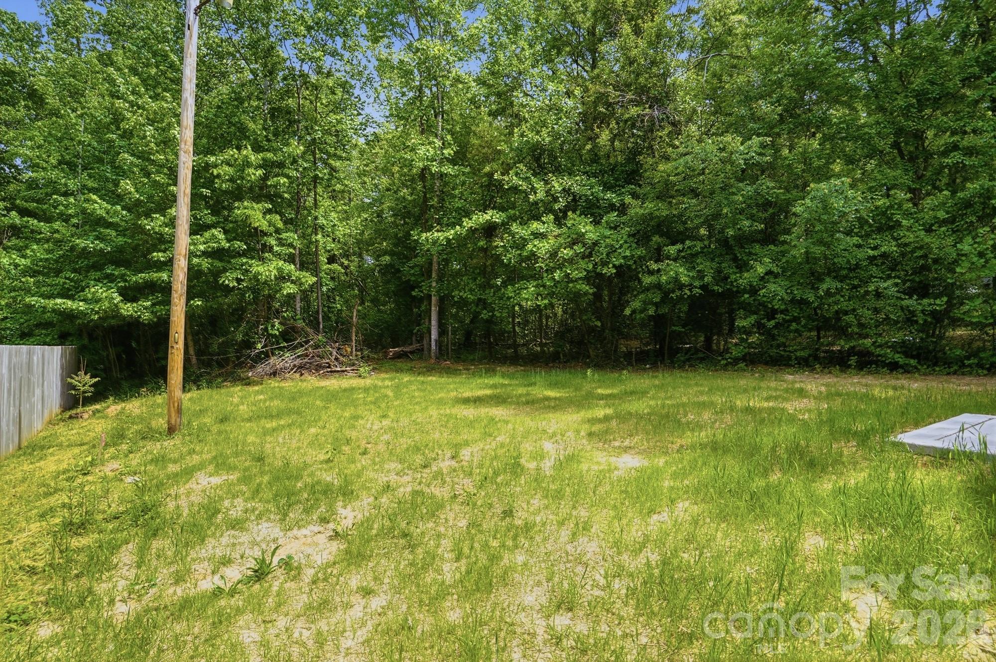 1230 Wilmington Avenue — Statesville