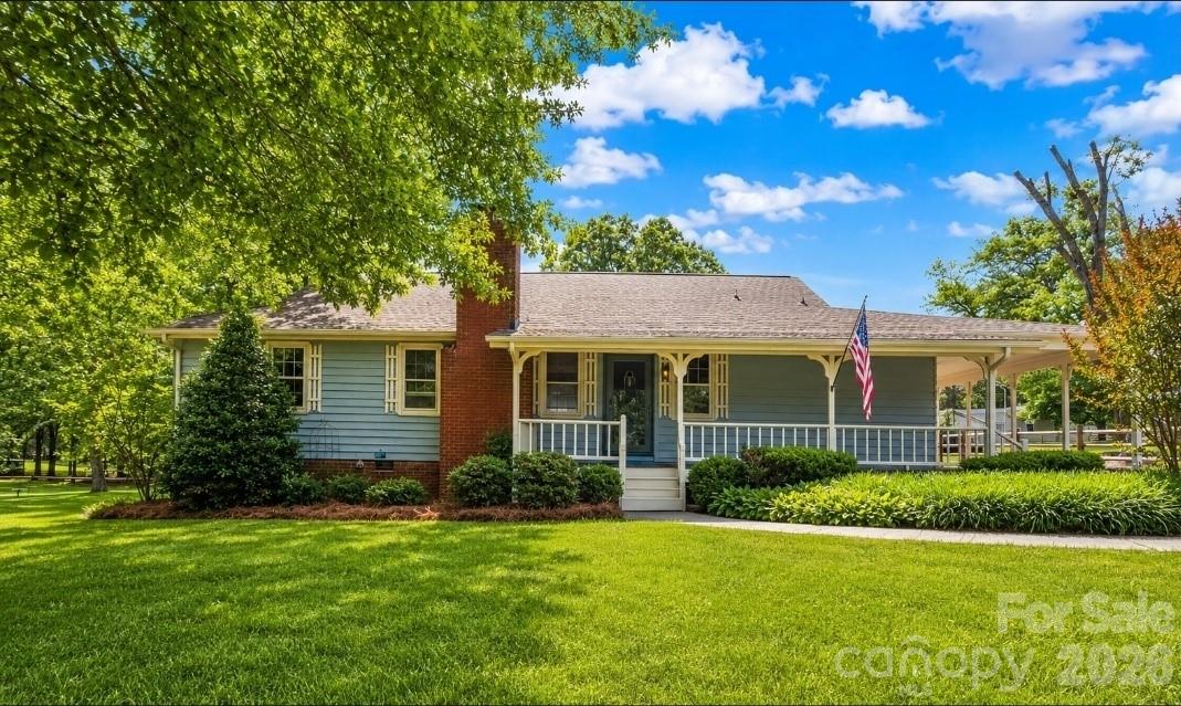 6016 Indian Brook Drive — Matthews