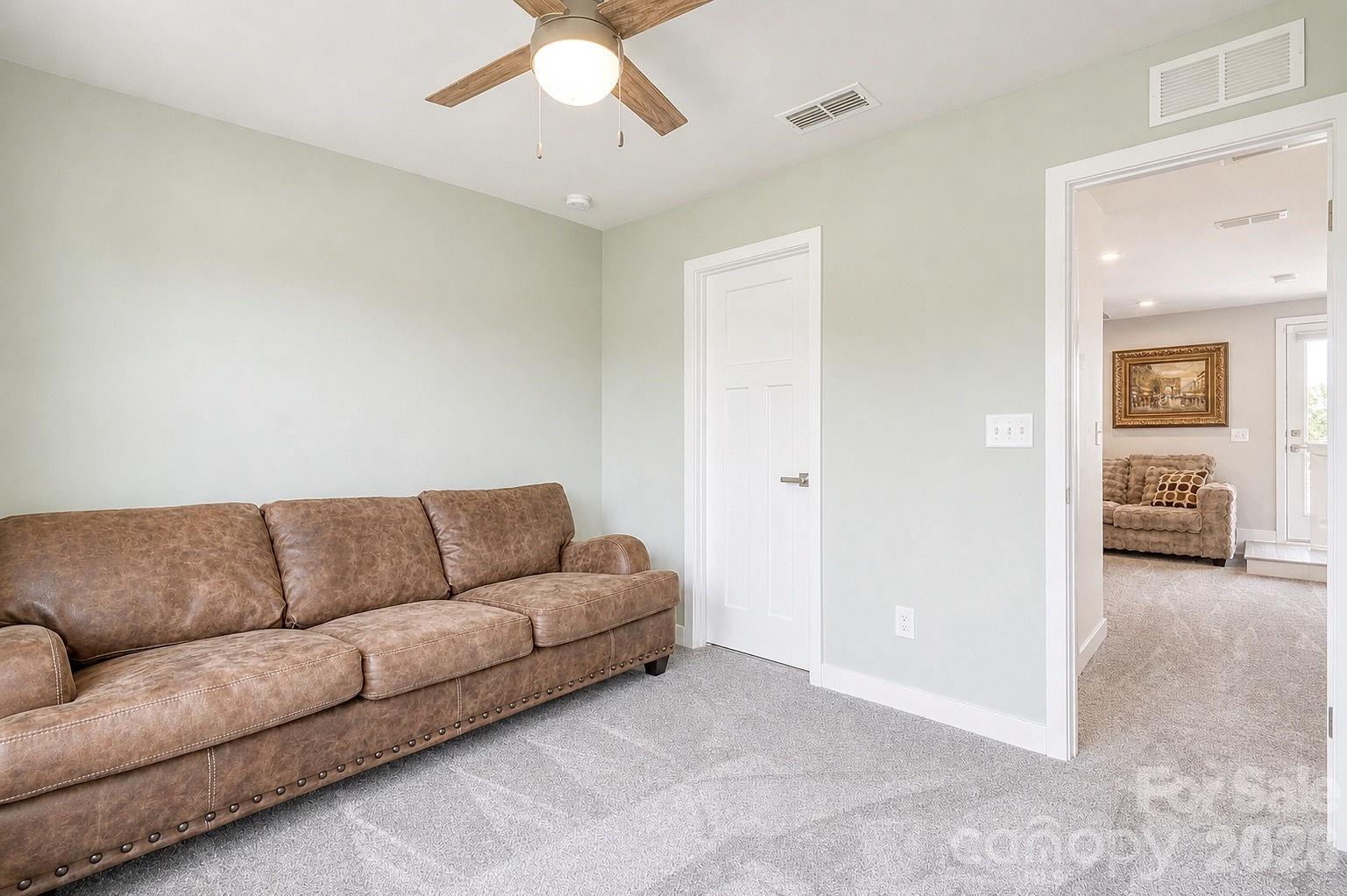 268 Parkwood Avenue — Charlotte