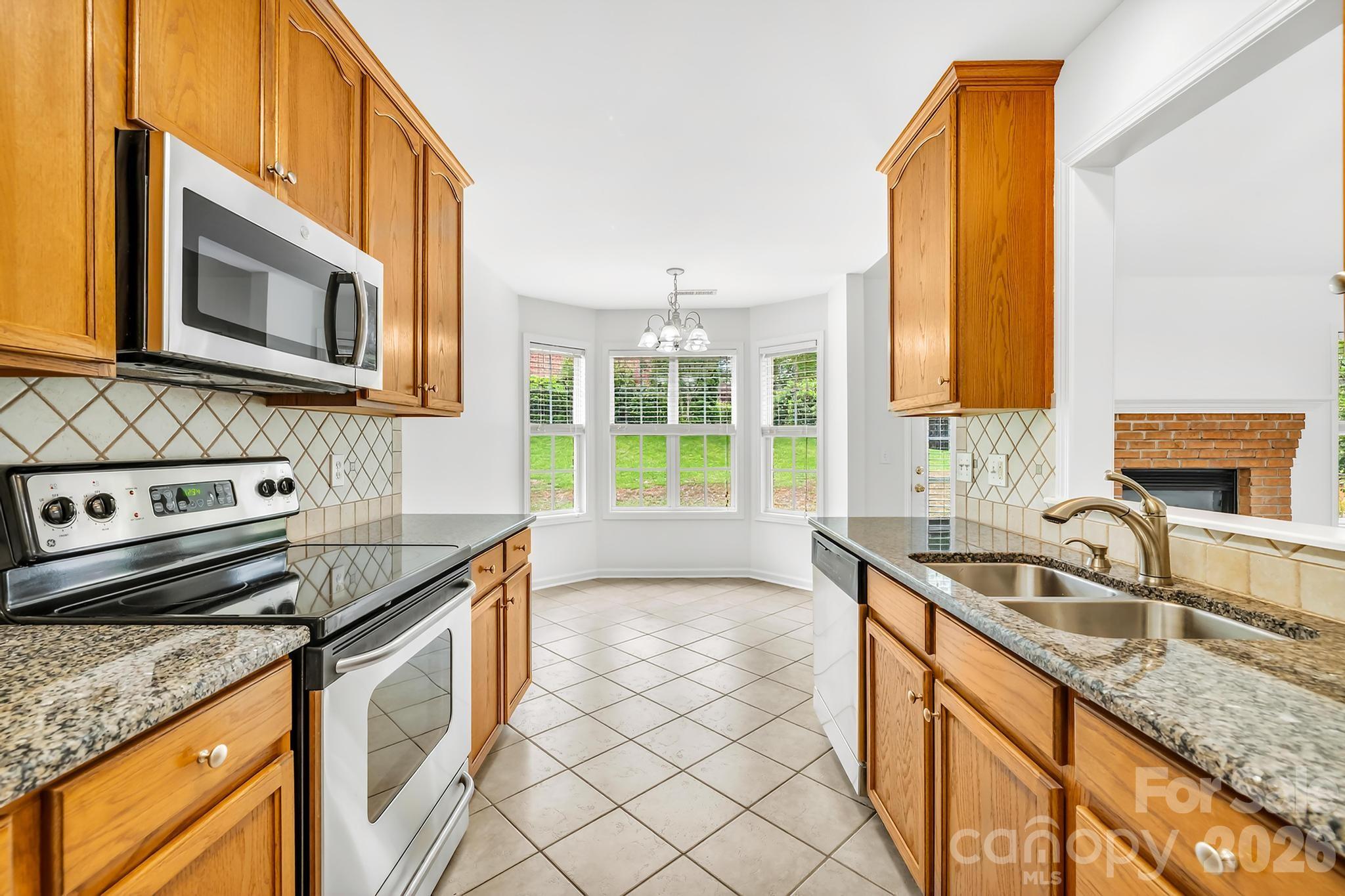 328 River Birch Circle — Mooresville