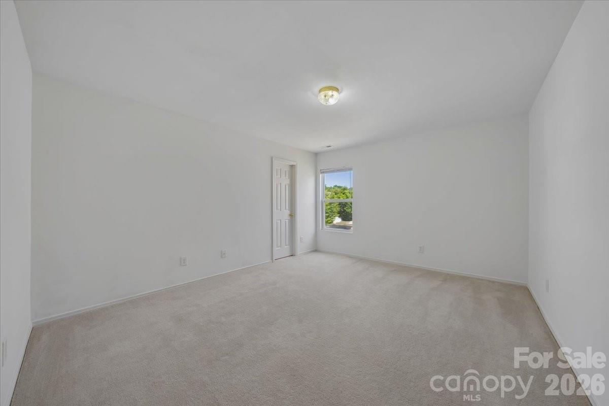 1000 Silverberry Street — Gastonia