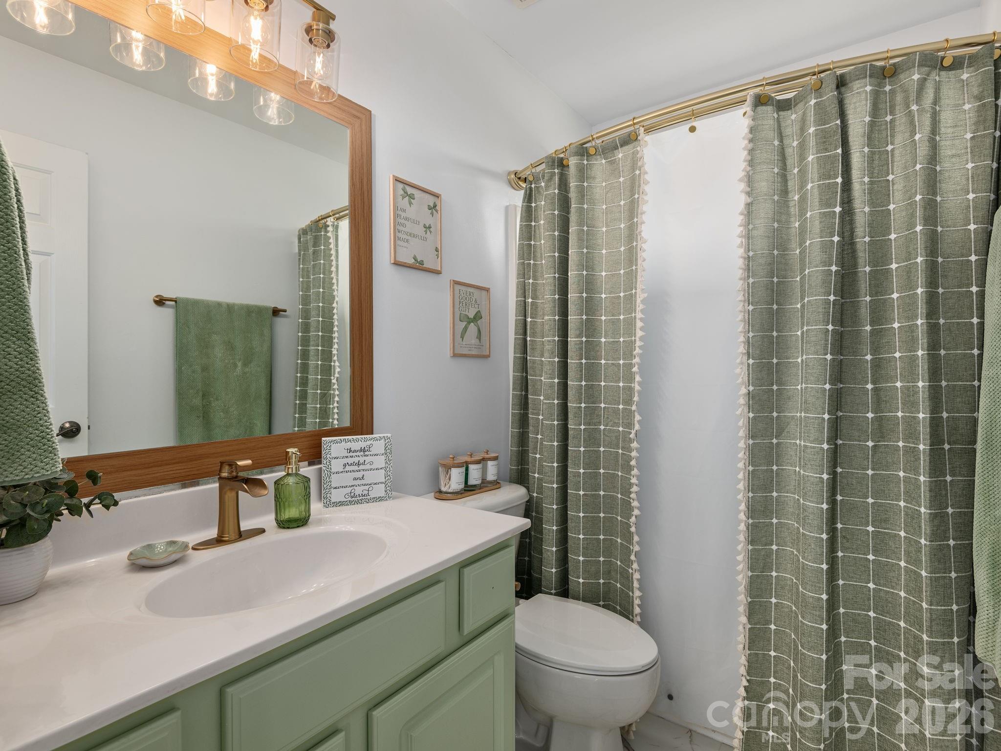 288 Walnut Crest Road — Fletcher