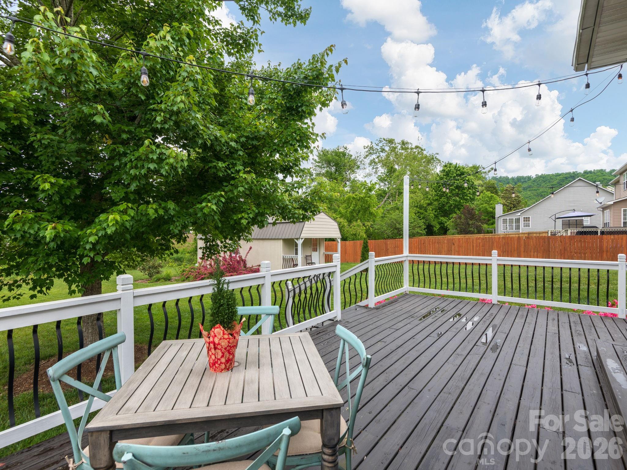 288 Walnut Crest Road — Fletcher