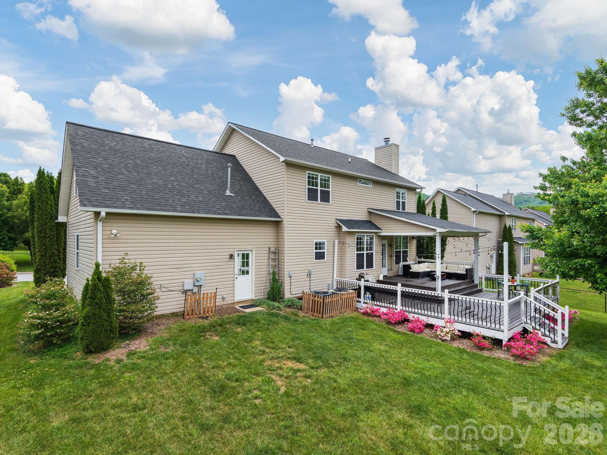 288 Walnut Crest Road — Fletcher