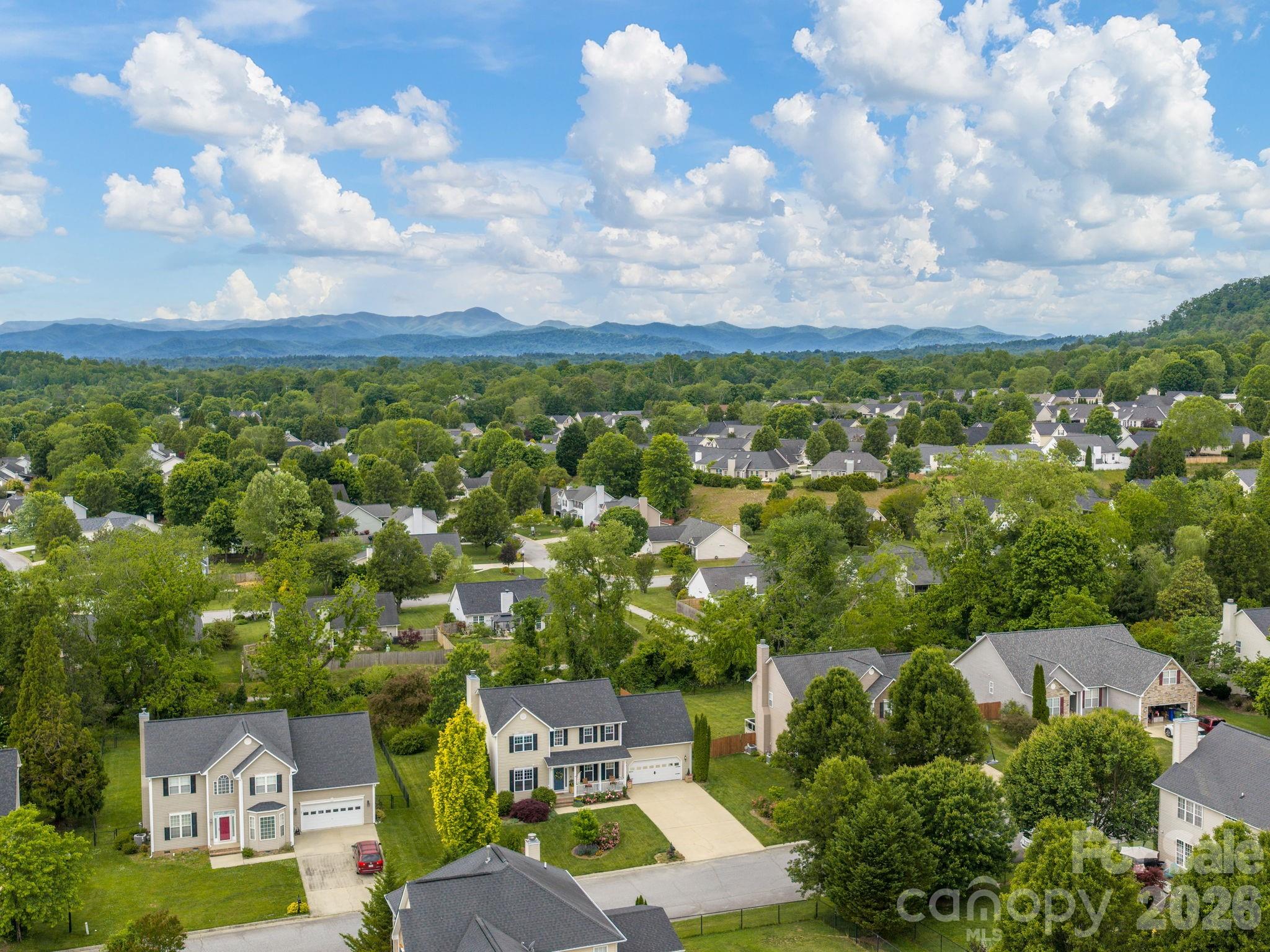 288 Walnut Crest Road — Fletcher