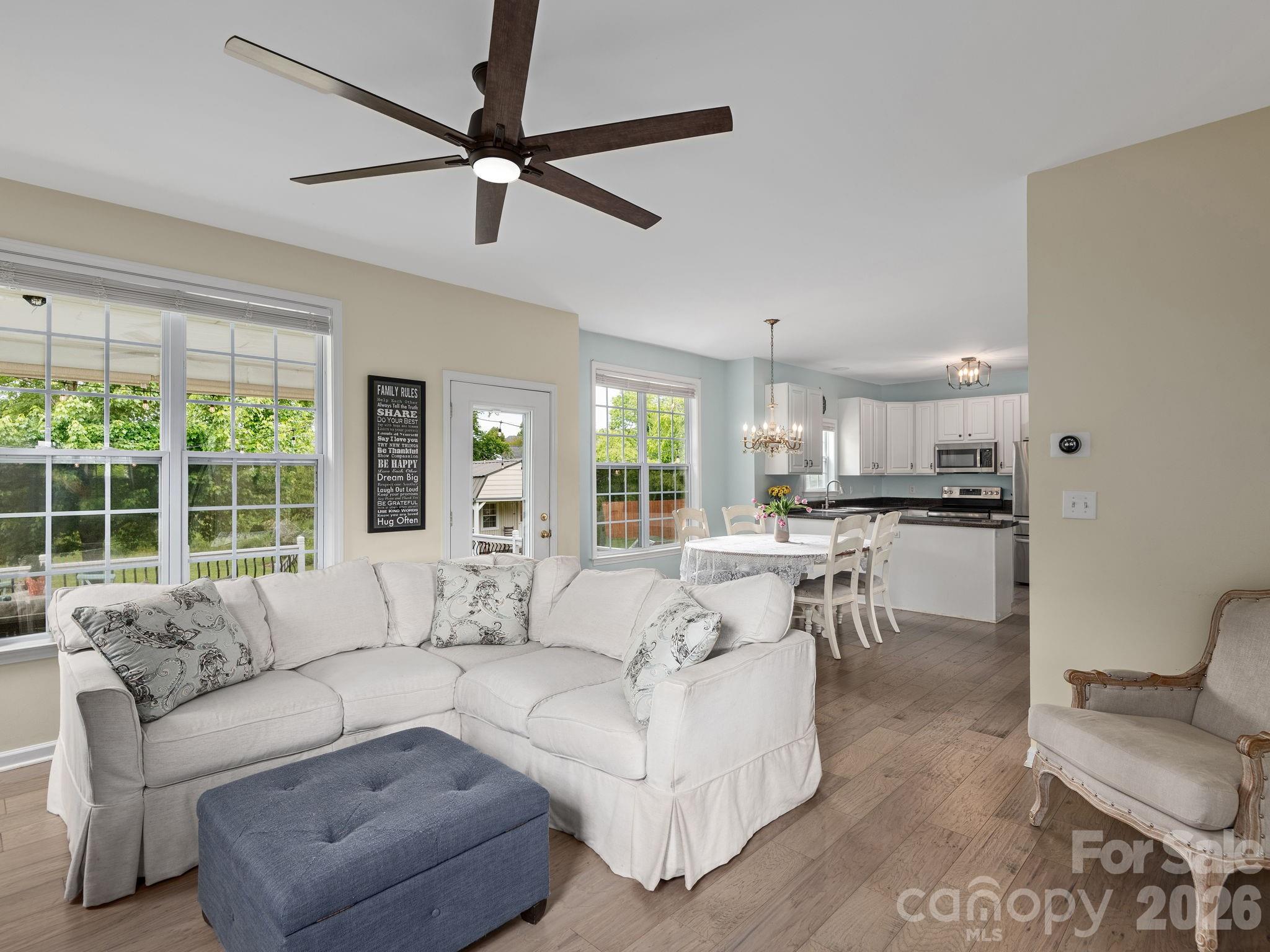 288 Walnut Crest Road — Fletcher