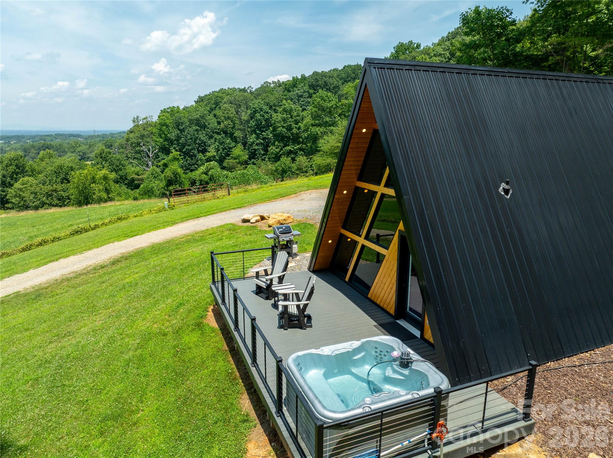 2320 Swan Creek Road — Jonesville