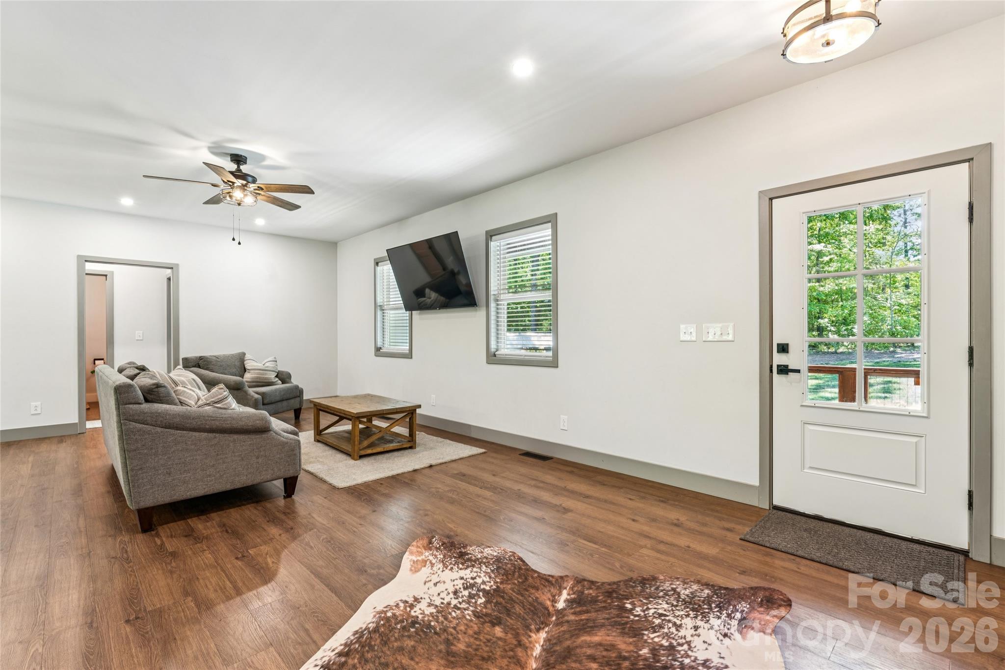 305 Robinson Avenue — Mount Holly
