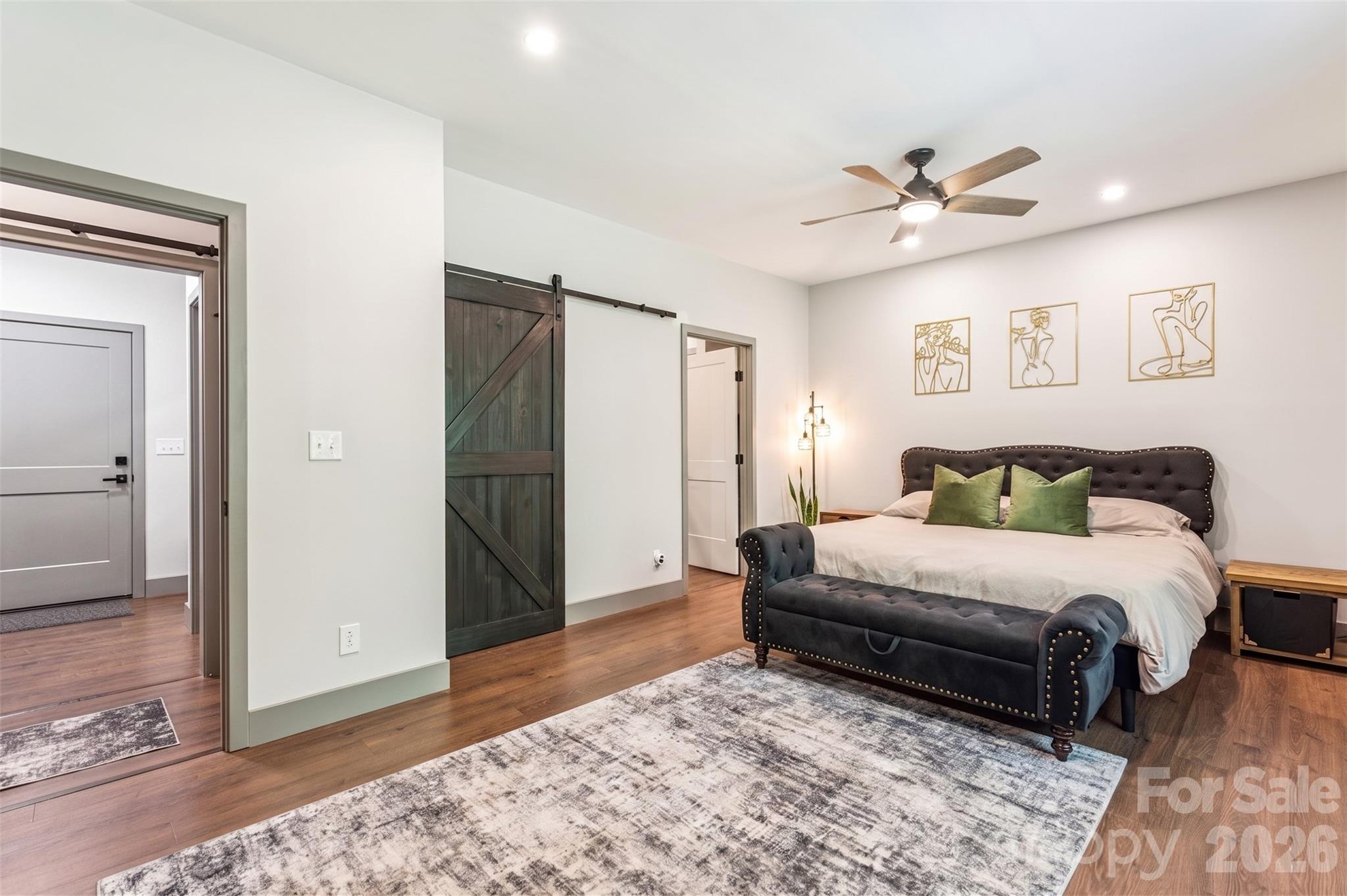 305 Robinson Avenue — Mount Holly