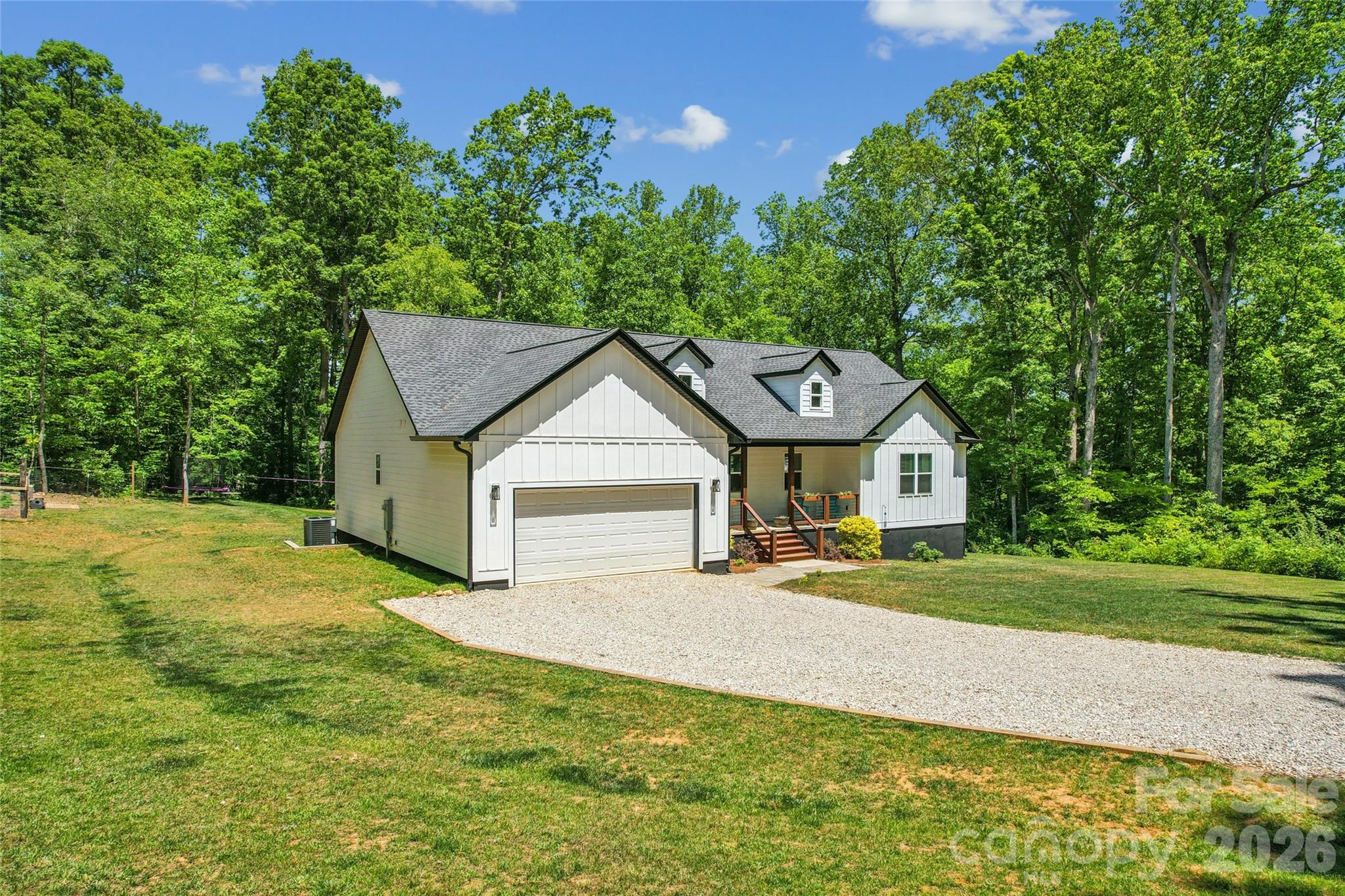 305 Robinson Avenue — Mount Holly