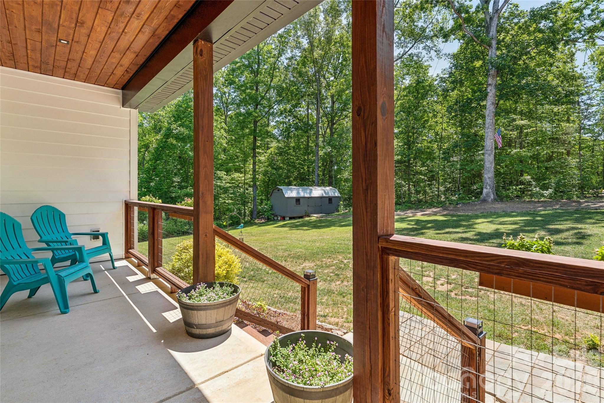 305 Robinson Avenue — Mount Holly