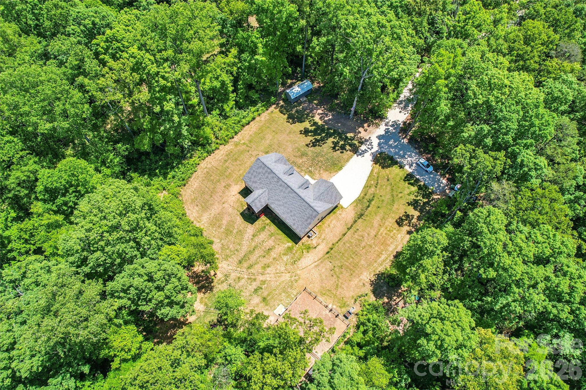 305 Robinson Avenue — Mount Holly