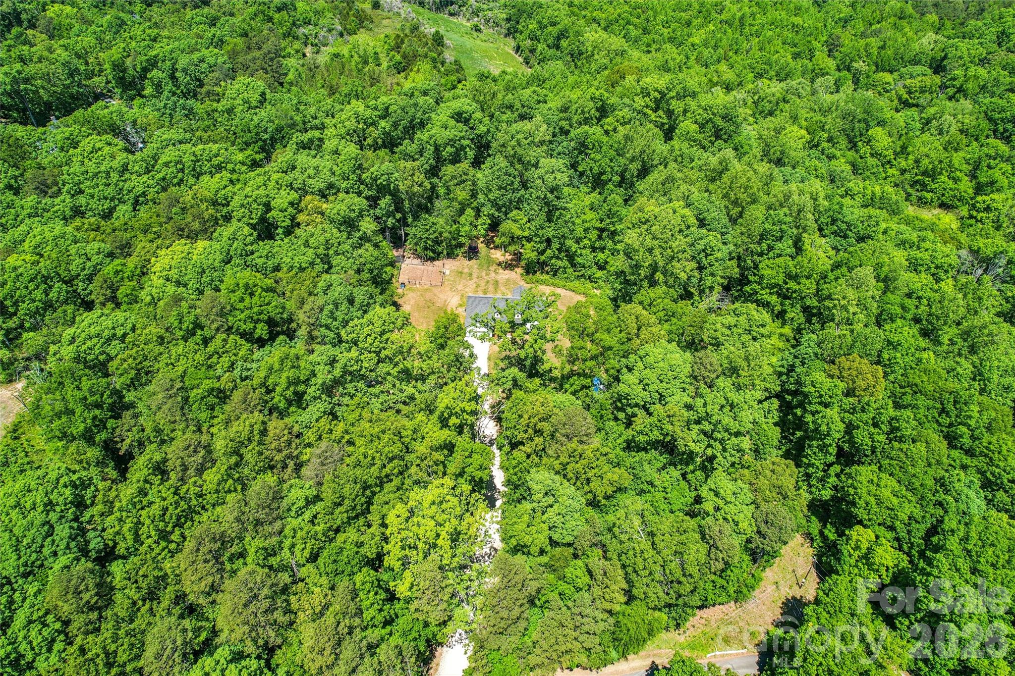 305 Robinson Avenue — Mount Holly
