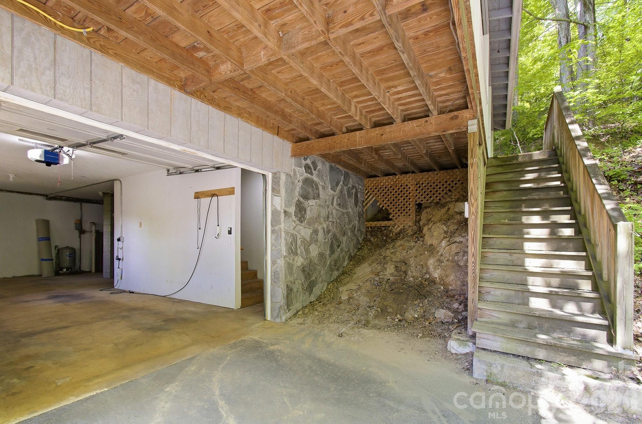2131 Coleman Mountain Road — Waynesville