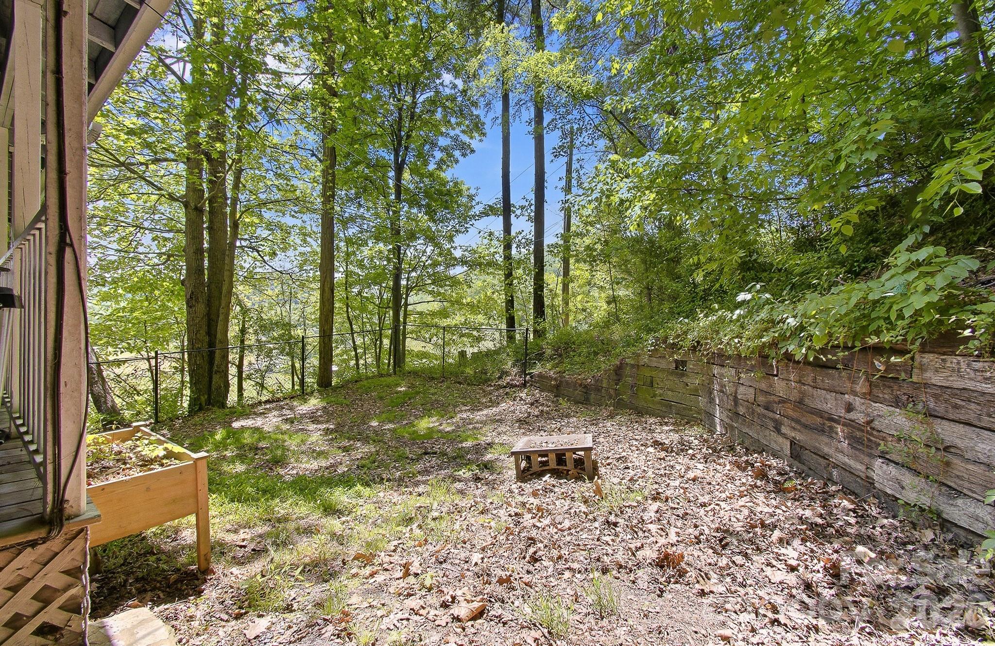 2131 Coleman Mountain Road — Waynesville