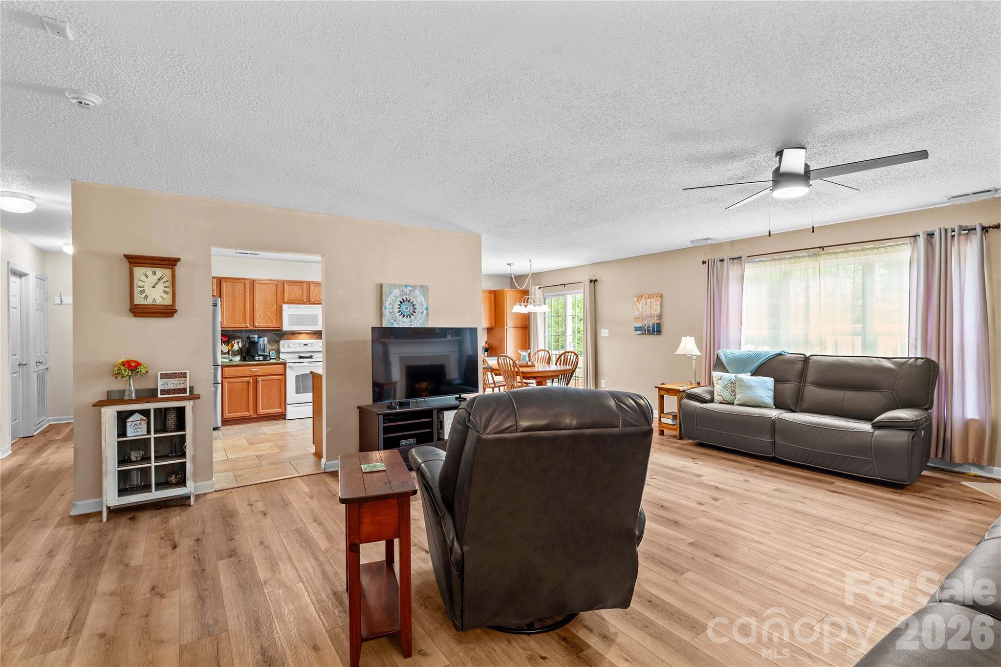 1174 Mocksville Highway — Statesville
