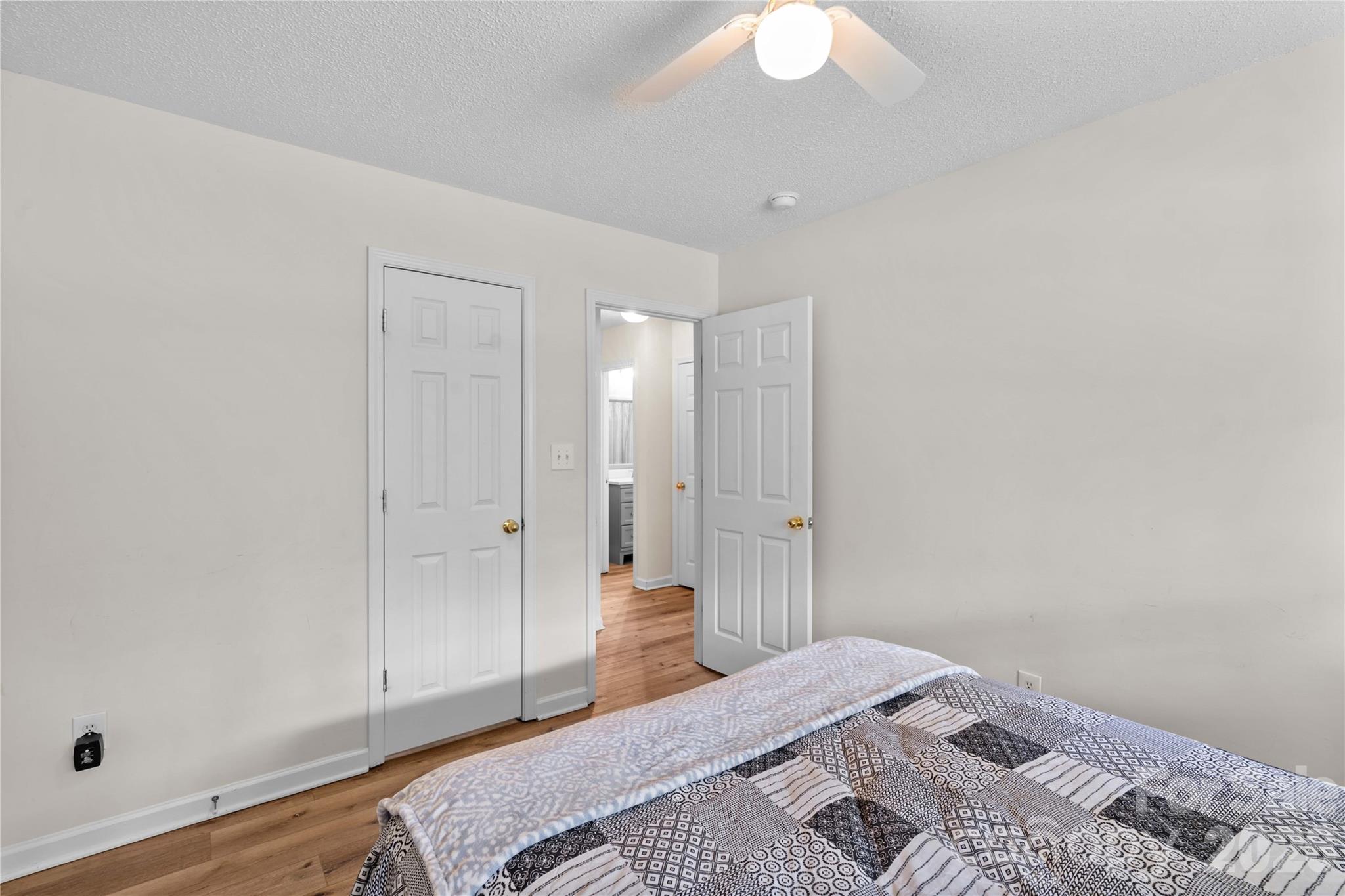 1174 Mocksville Highway — Statesville