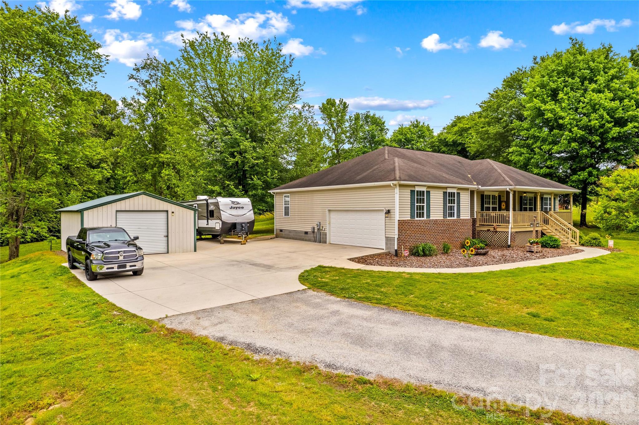 1174 Mocksville Highway — Statesville
