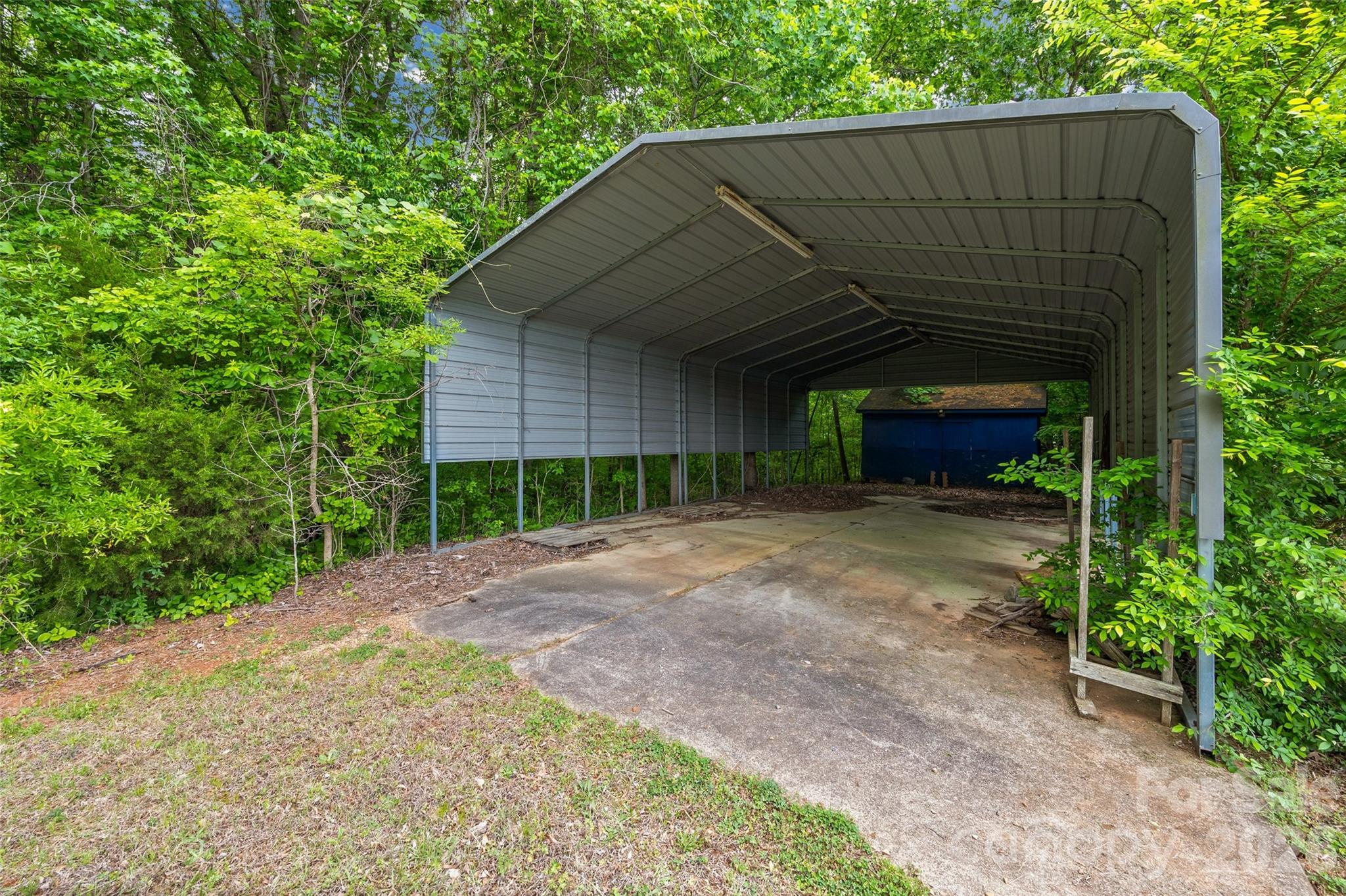 161 Shadow Lakes Drive — Clover