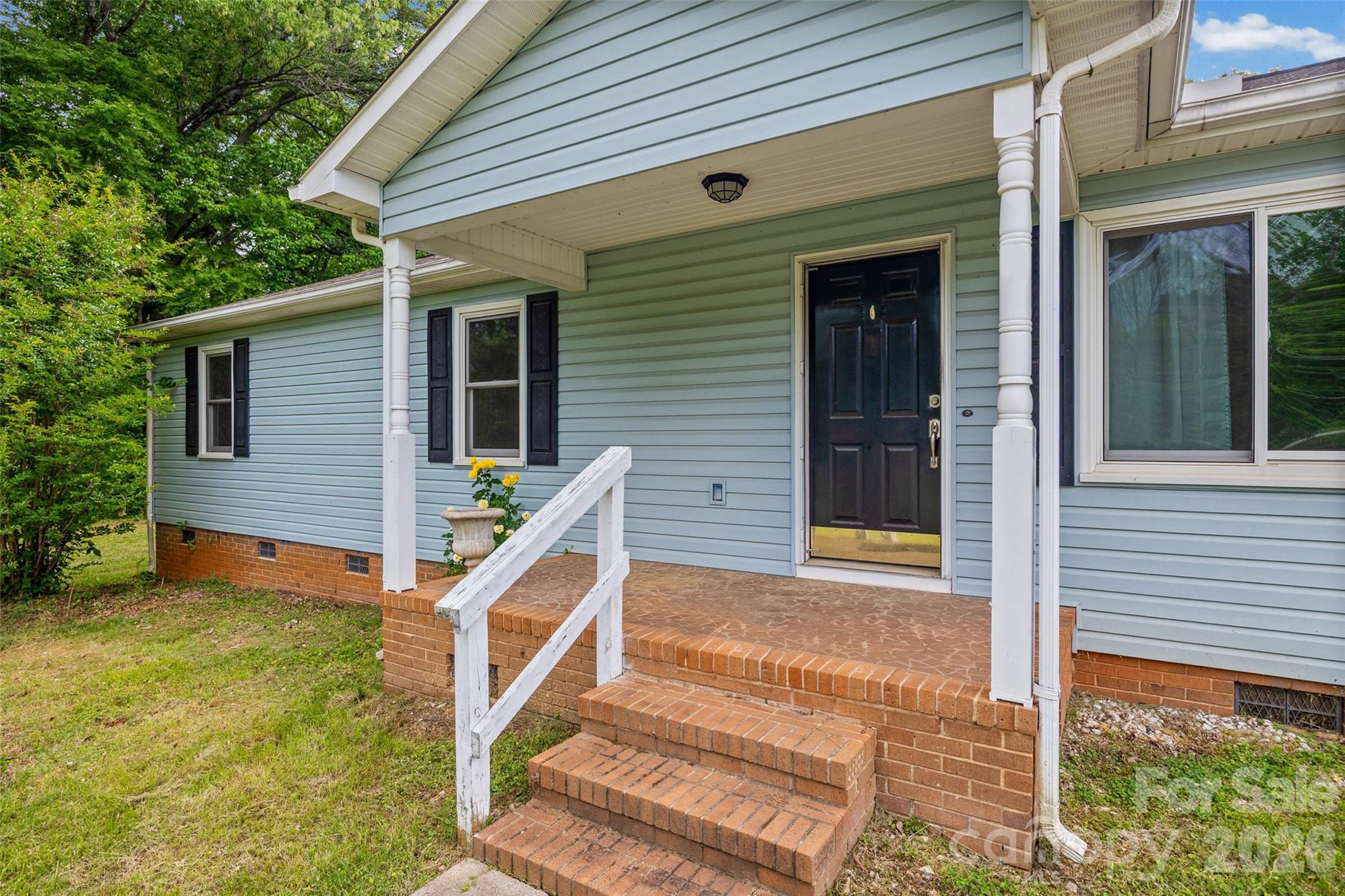 161 Shadow Lakes Drive — Clover