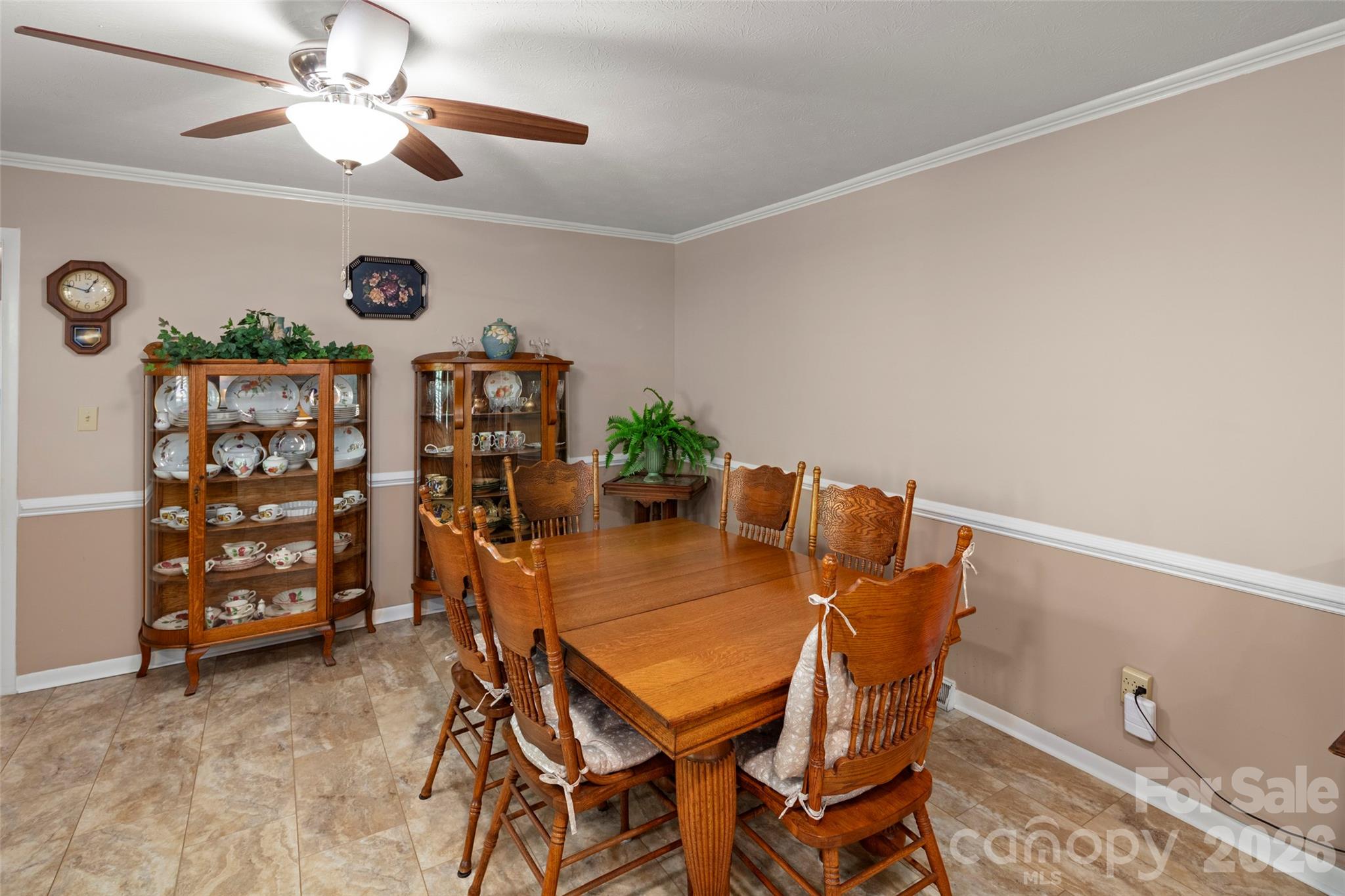 83 Honeysuckle Lane — Burnsville