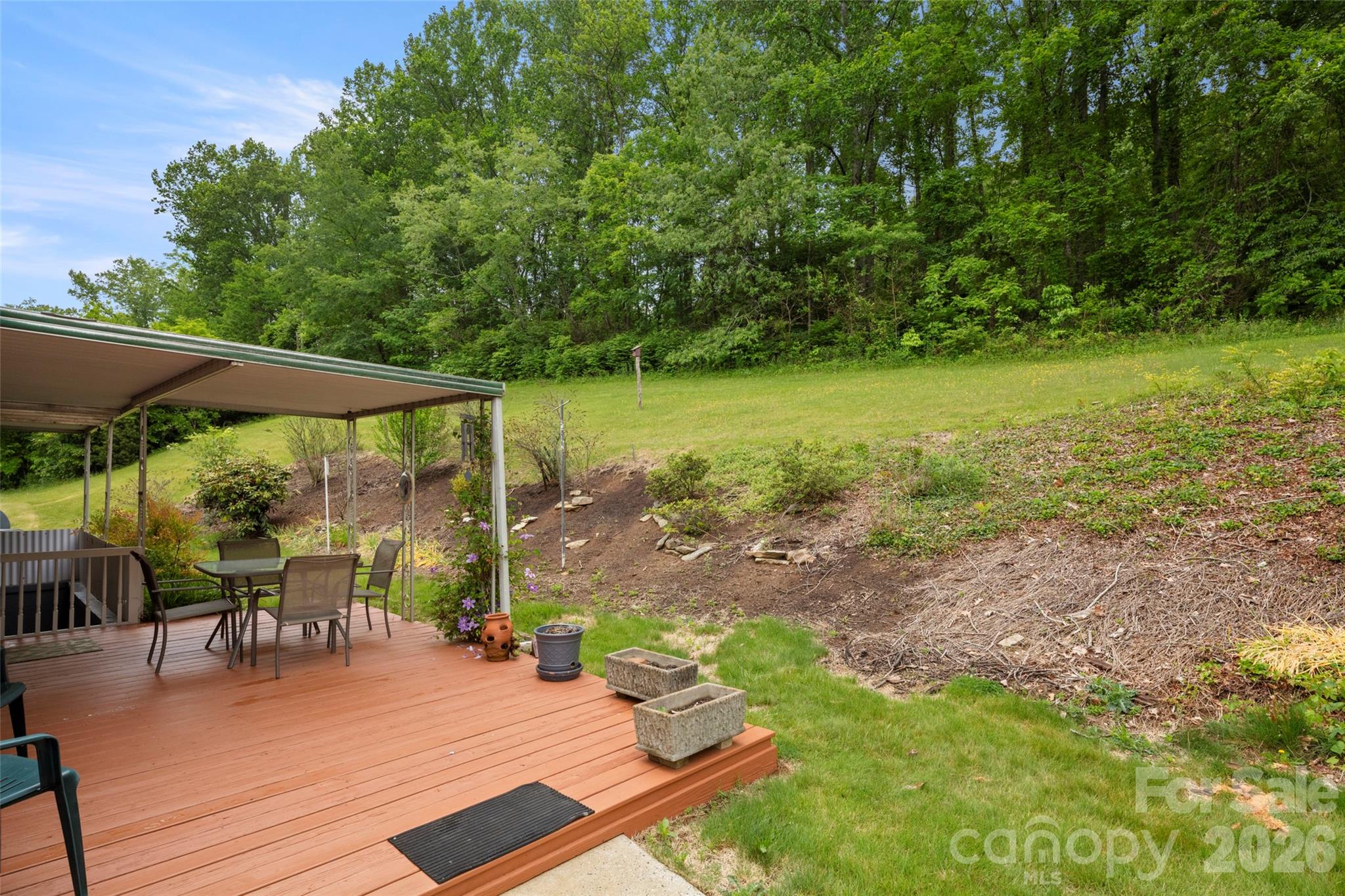 83 Honeysuckle Lane — Burnsville