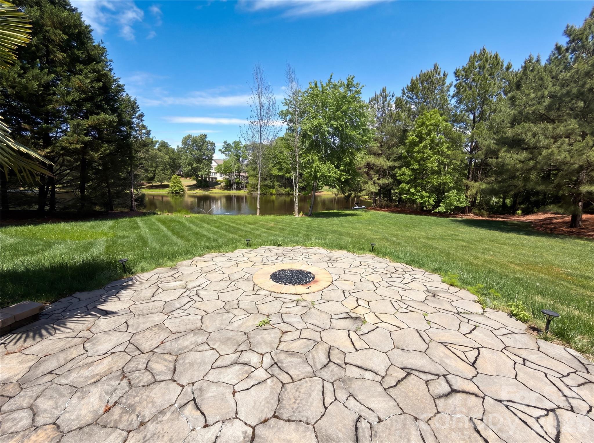 3204 Millstone Creek Road — Lancaster