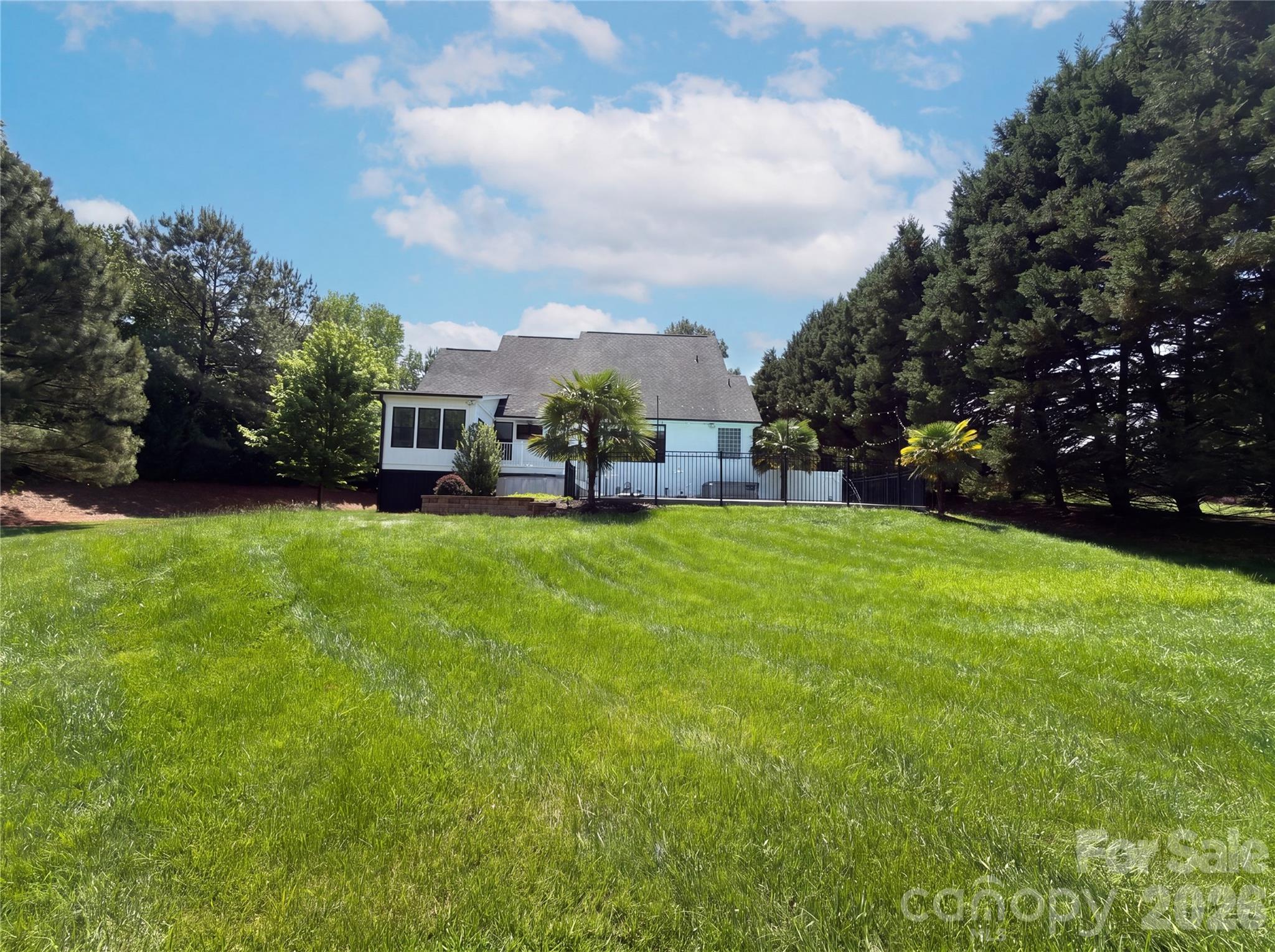 3204 Millstone Creek Road — Lancaster