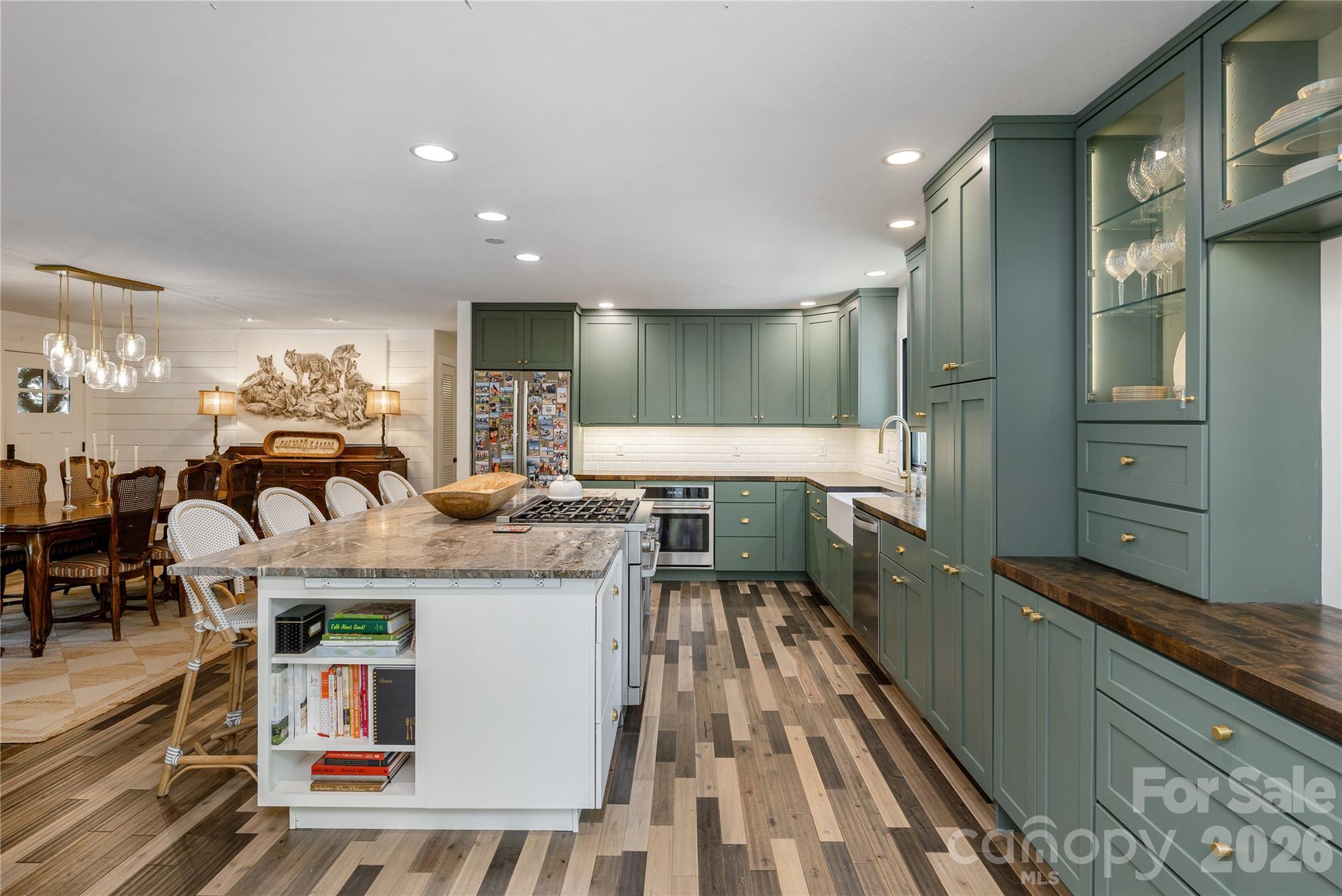17 Grove Street — Brevard
