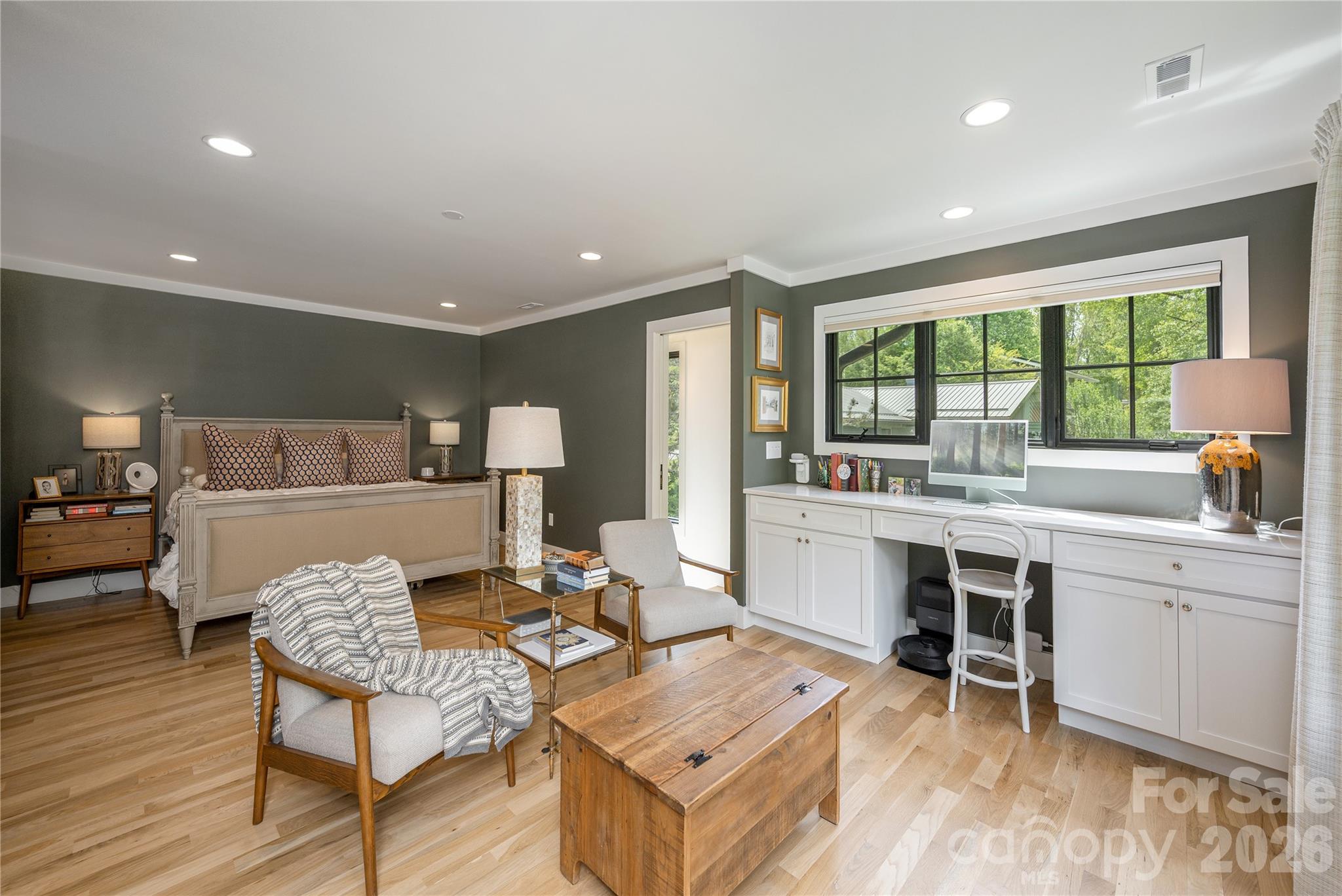 17 Grove Street — Brevard