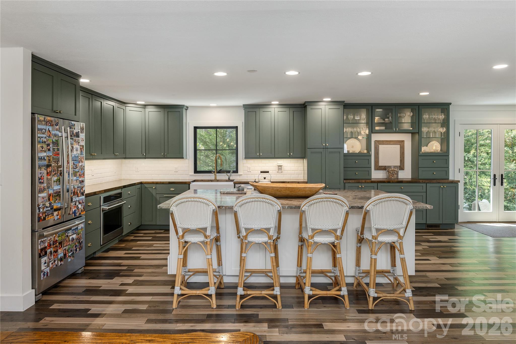 17 Grove Street — Brevard