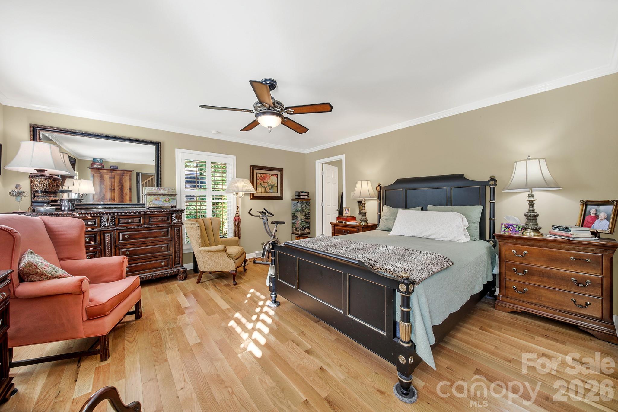 537 Briarwood Road — Lancaster