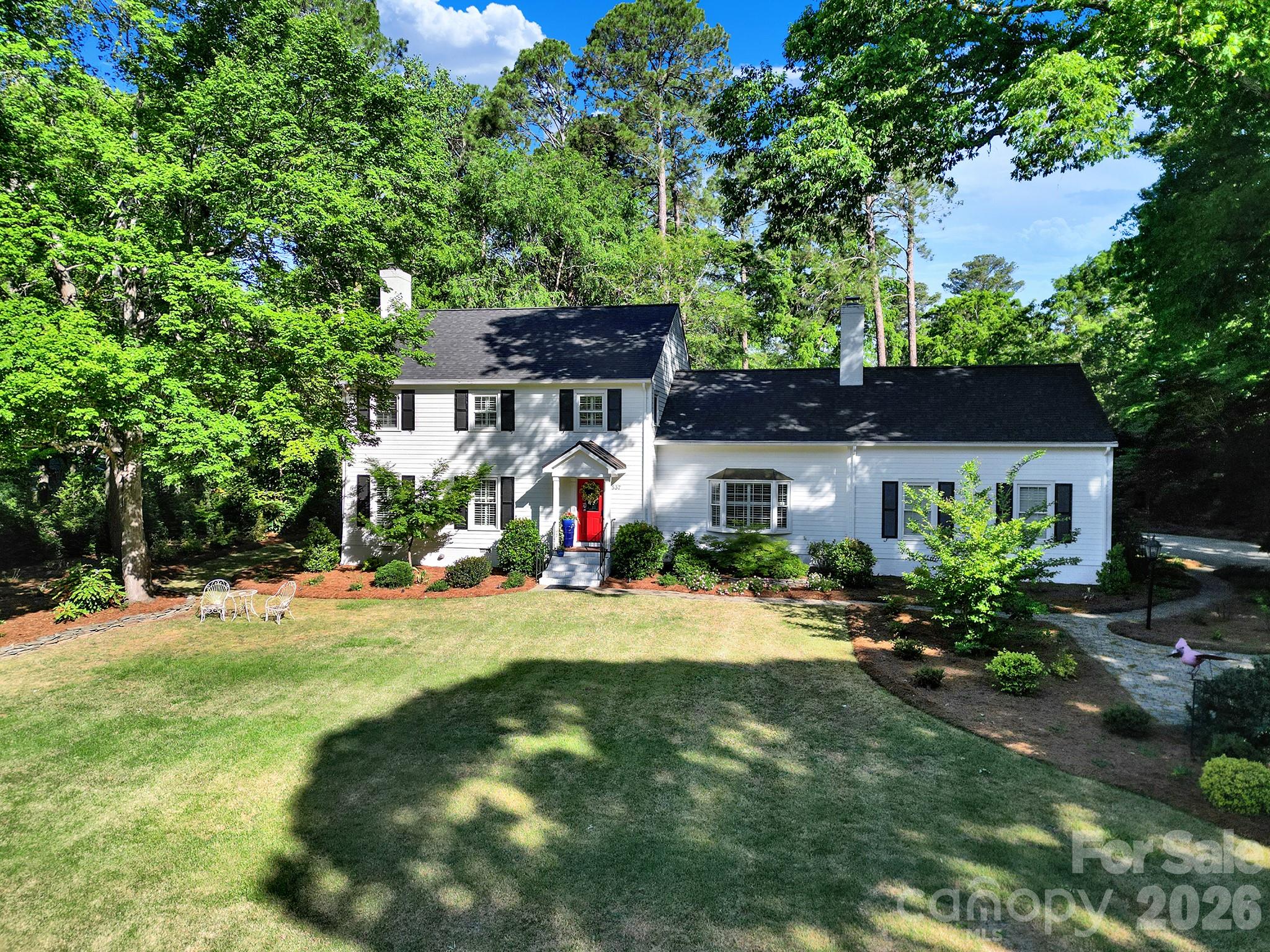 537 Briarwood Road — Lancaster