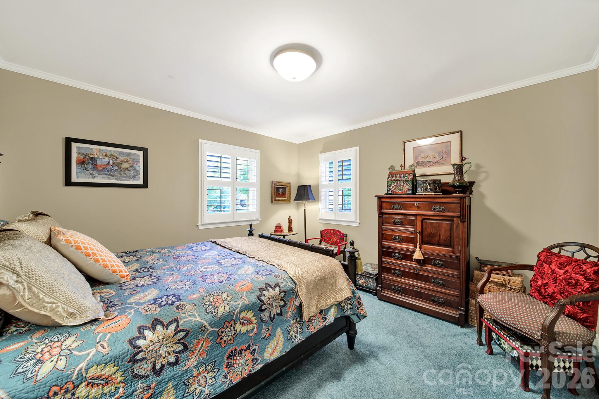 537 Briarwood Road — Lancaster