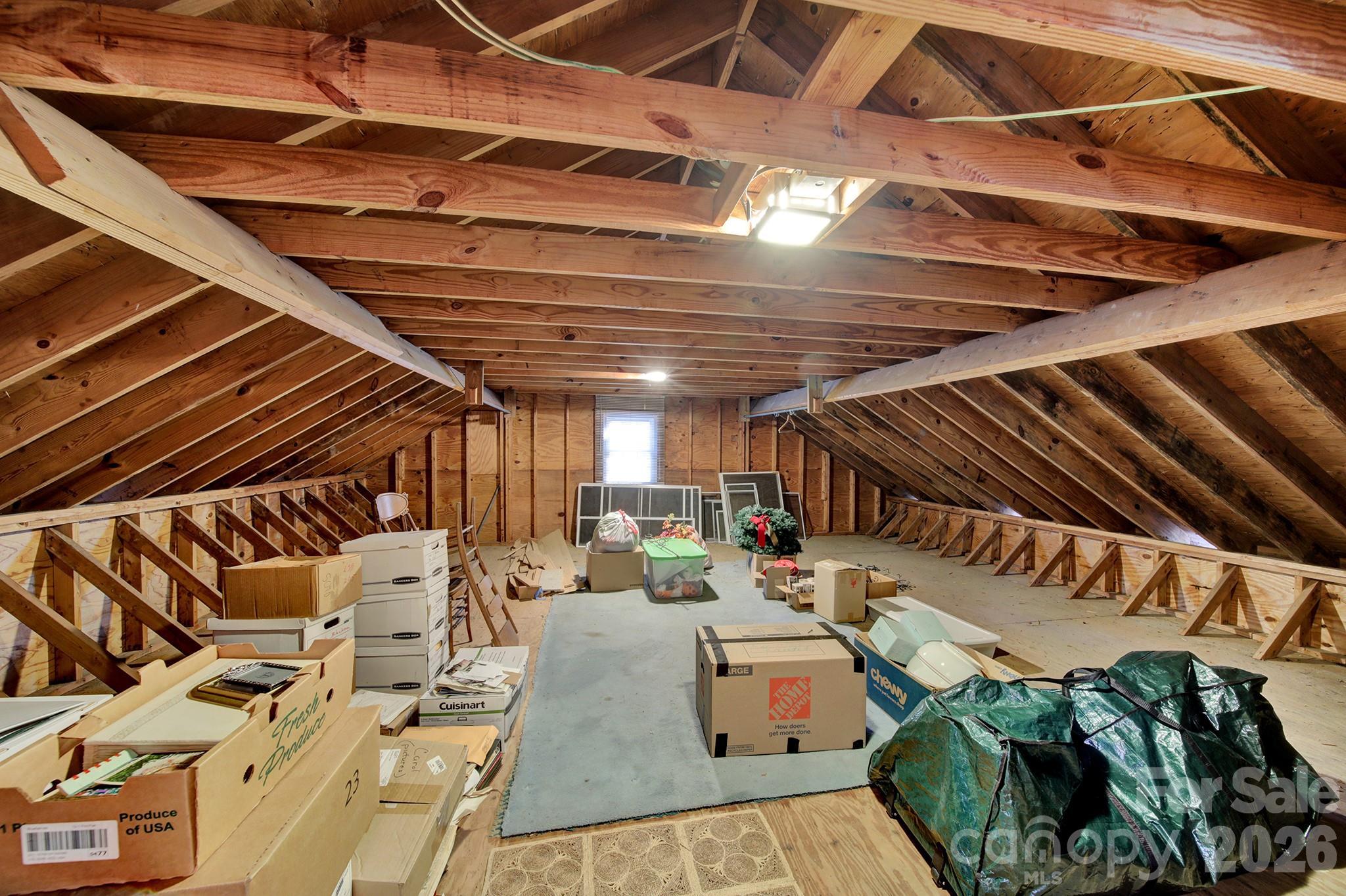 537 Briarwood Road — Lancaster