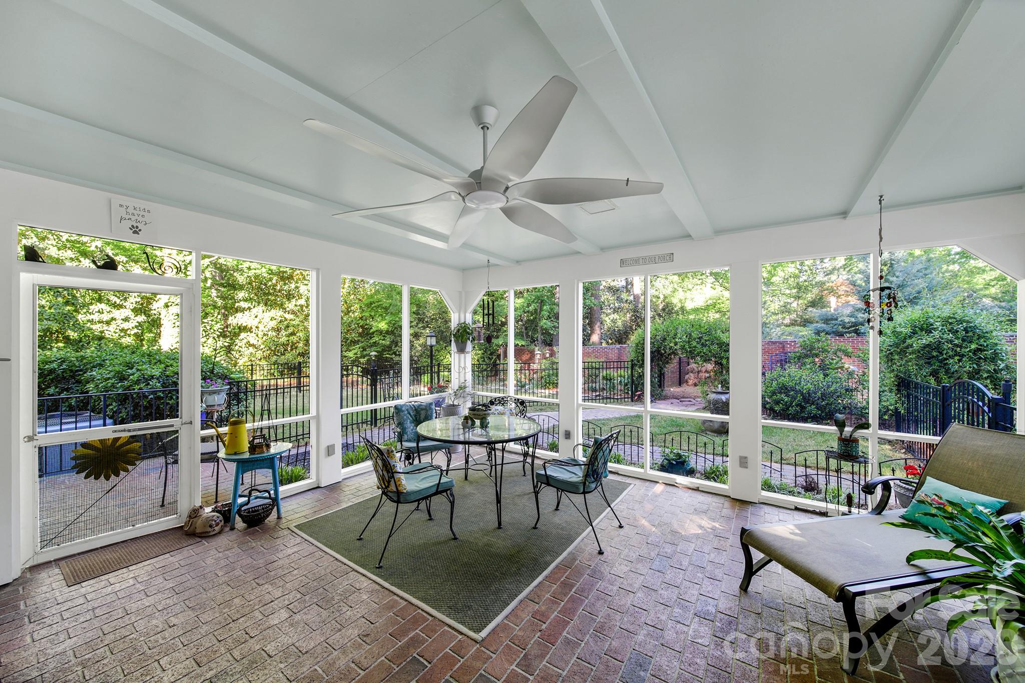 537 Briarwood Road — Lancaster